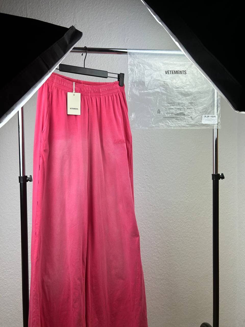 Vetements Vetements Sweatpants Pink Potern Size US 32 / EU 48 - 1 Thumbnail