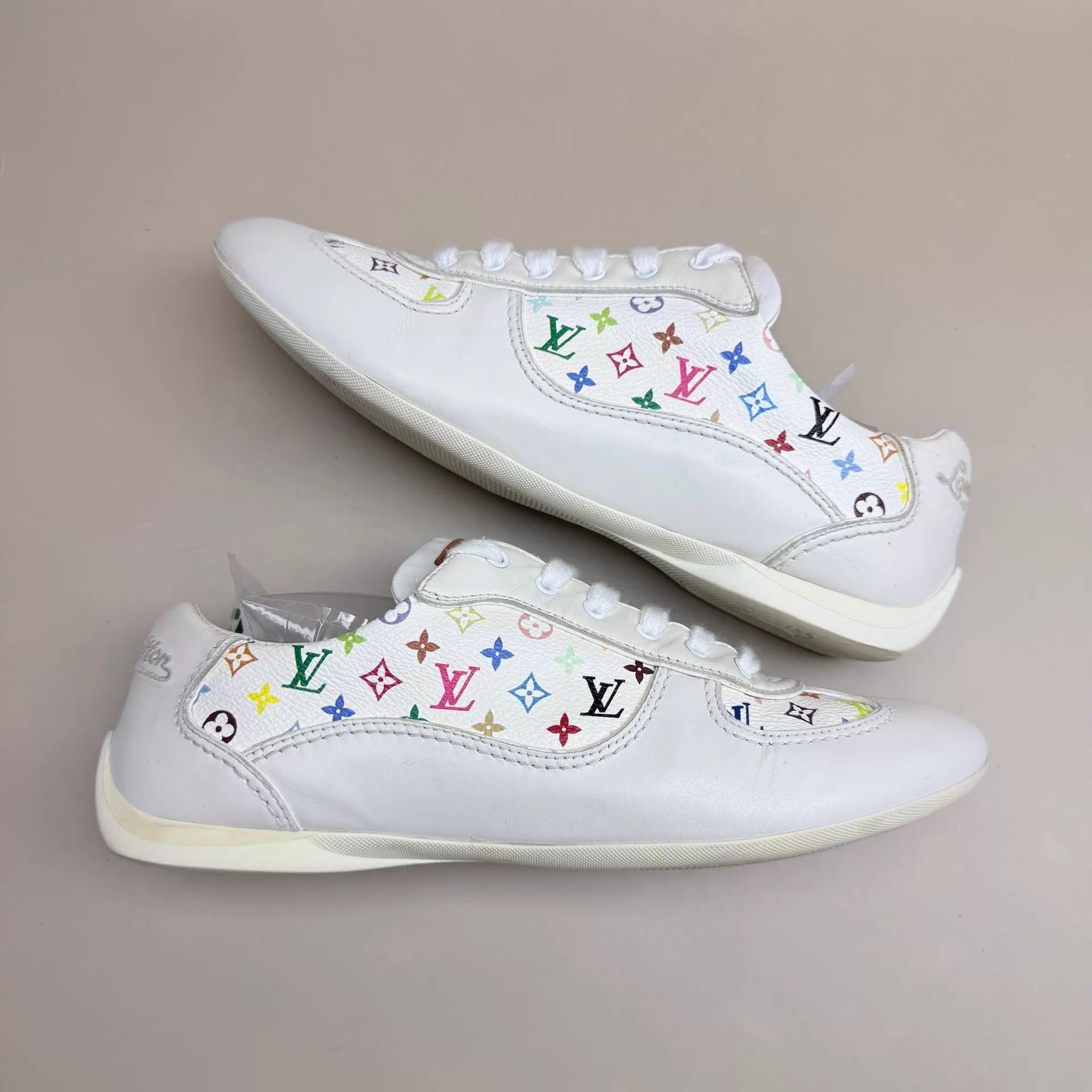 Louis Vuitton LV White Tricolor Monogram Sneaker EU 37.5 95 New Size US 7 / IT 37 - 4 Thumbnail