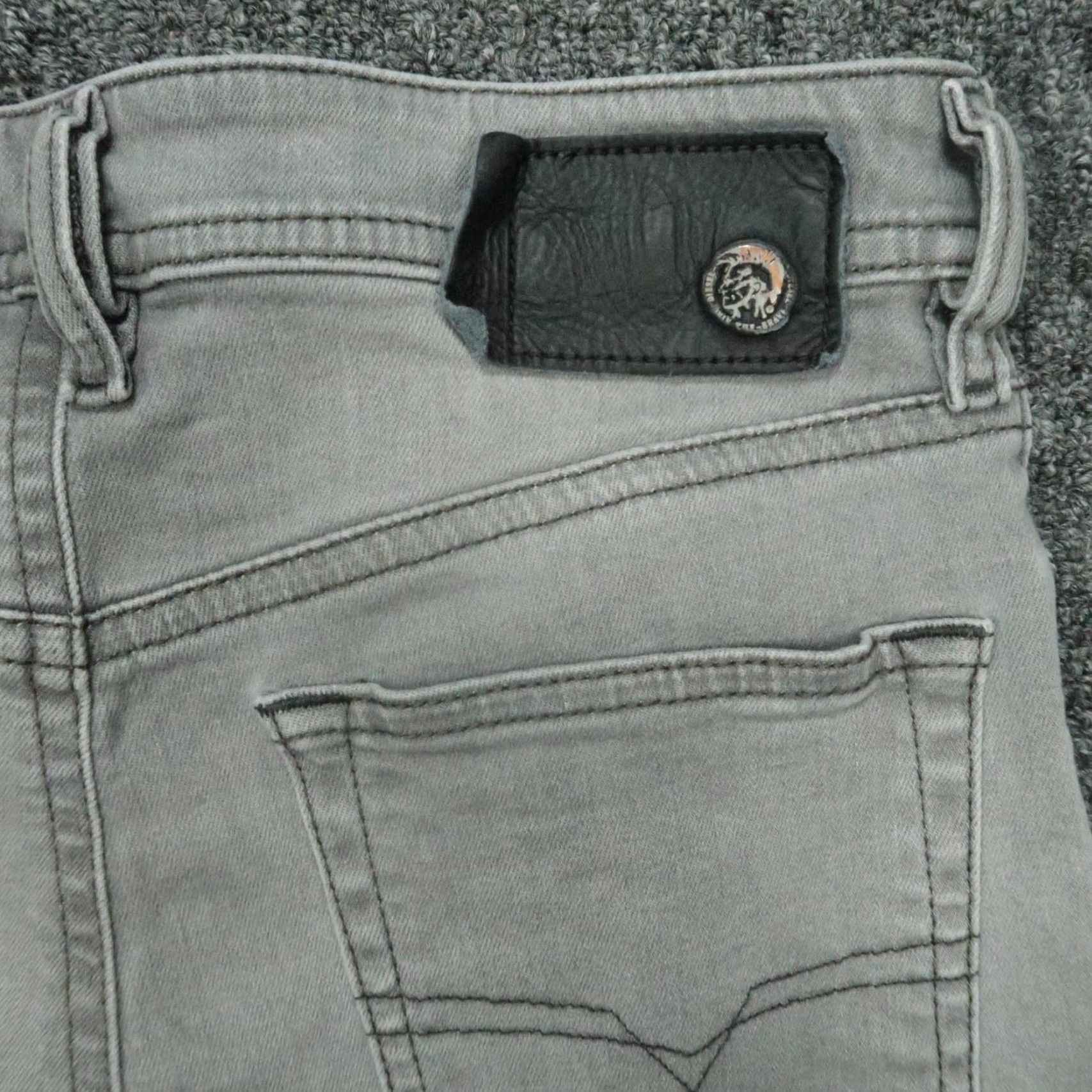 Diesel Diesel Jeans Mens 29x32 Gray Buster Slim Tapered 5 Pocket Button Fly Size US 29 - 7 Thumbnail