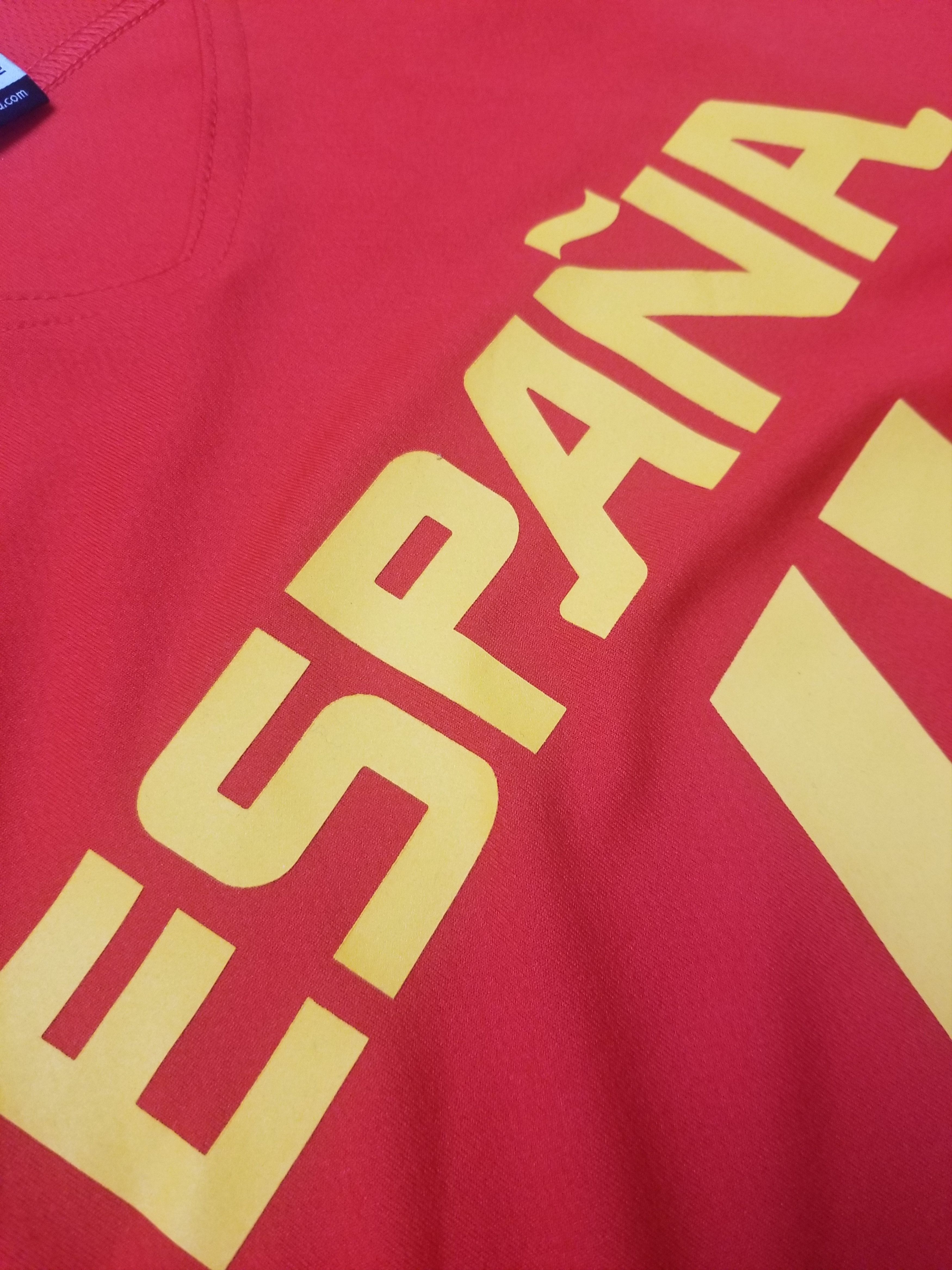 Nike SPAIN ESPANIA #4 PAU GASOL 2014-2015 BASKETBALL SHIRT JERSEY Size US XXL / EU 58 / 5 - 12 Thumbnail