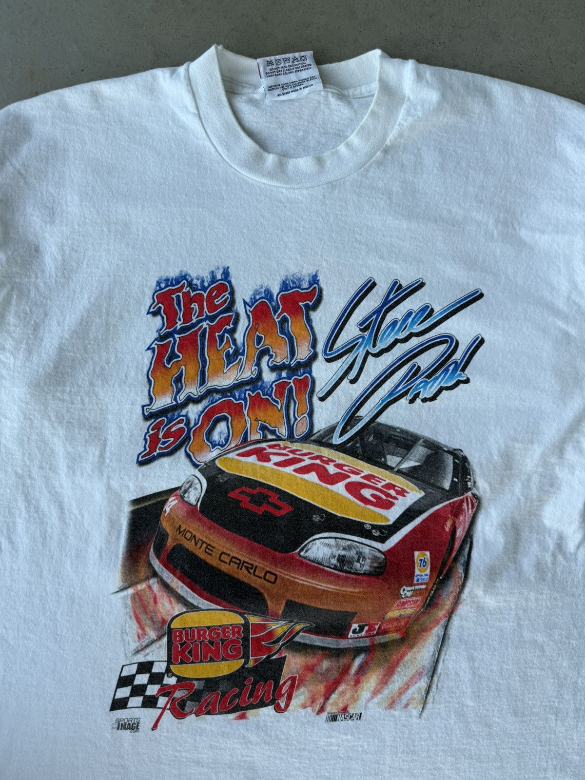 NASCAR Vintage 90s The Heat Is On NASCAR Burger among Racing Tee Size US XL / EU 56 / 4 - 3 Thumbnail