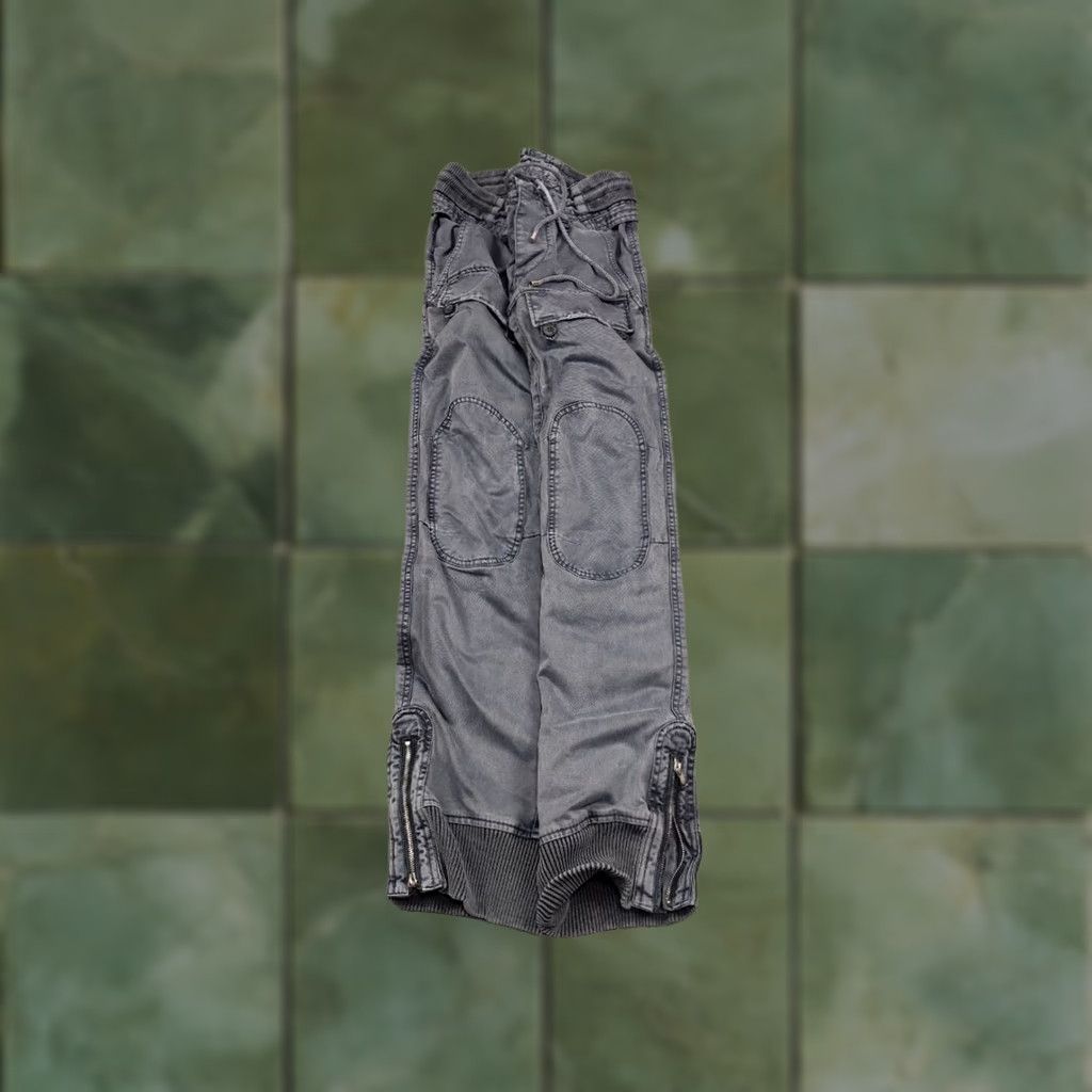 Dolce & Gabbana VINTAGE Dolce&Gabbana Gray Cargo Pants Men 32 Gray 90s Vintage Cargo Jeans Pants Size US 32 / EU 48 - 1 Thumbnail
