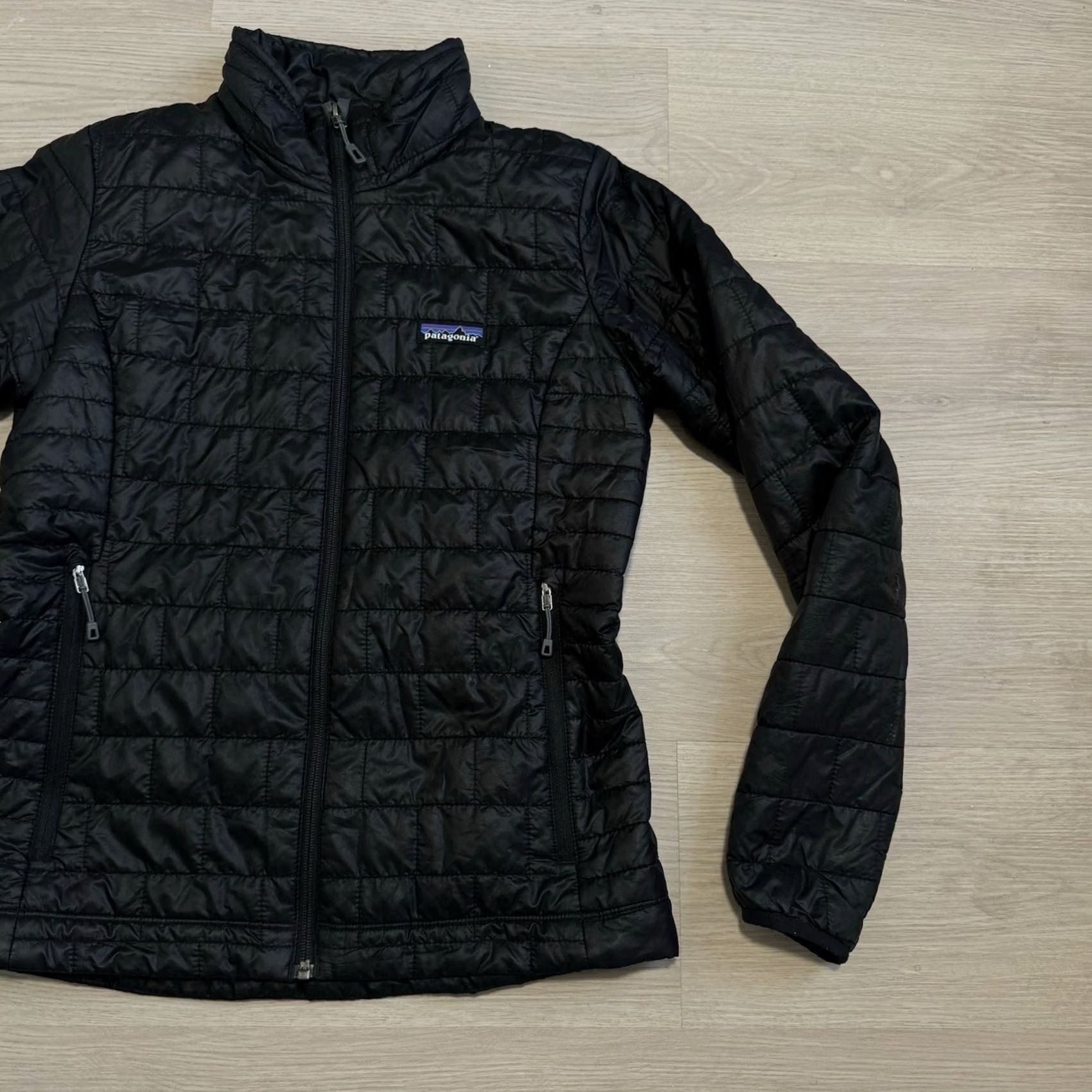 Patagonia Patagonia Nano Puff Black Full Zip Jacket Primaloft Size S Women's Quilted Zip Pockets Lightweight Size S / US 4 / IT 40 - 3 Thumbnail