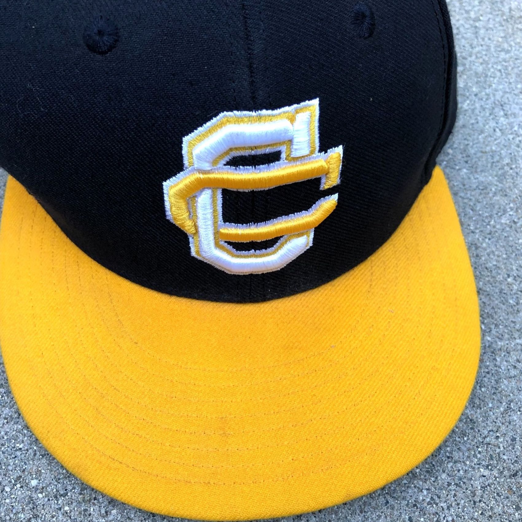 Vintage RICHARDSON CC Logo College Fitted Hat Men's 7 3/8 Black Cap Size ONE SIZE - 2 Thumbnail