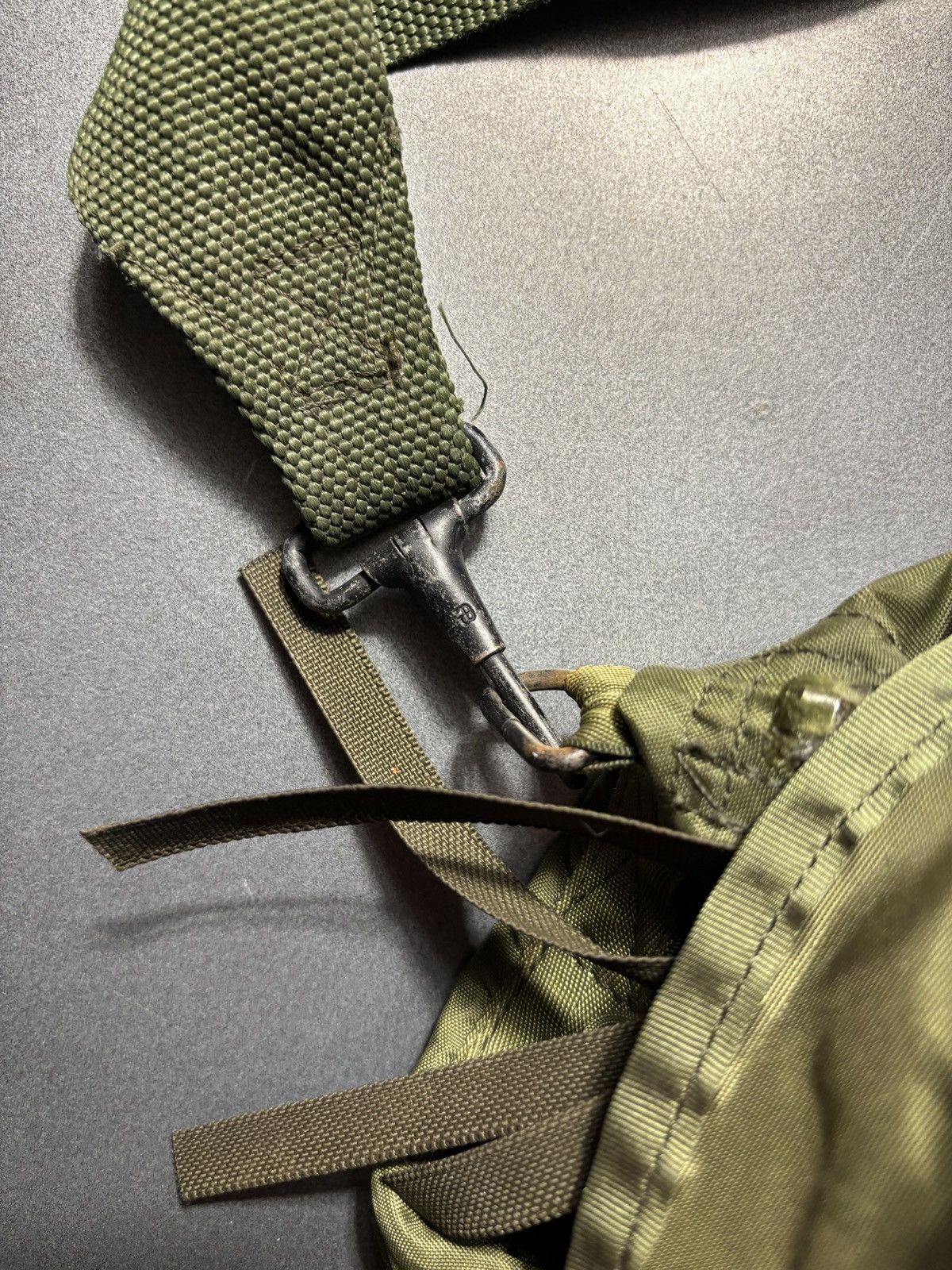 Vintage Vintage Military Bag Medical MultiZip Cargo Pouch Messenger Size ONE SIZE - 10 Thumbnail