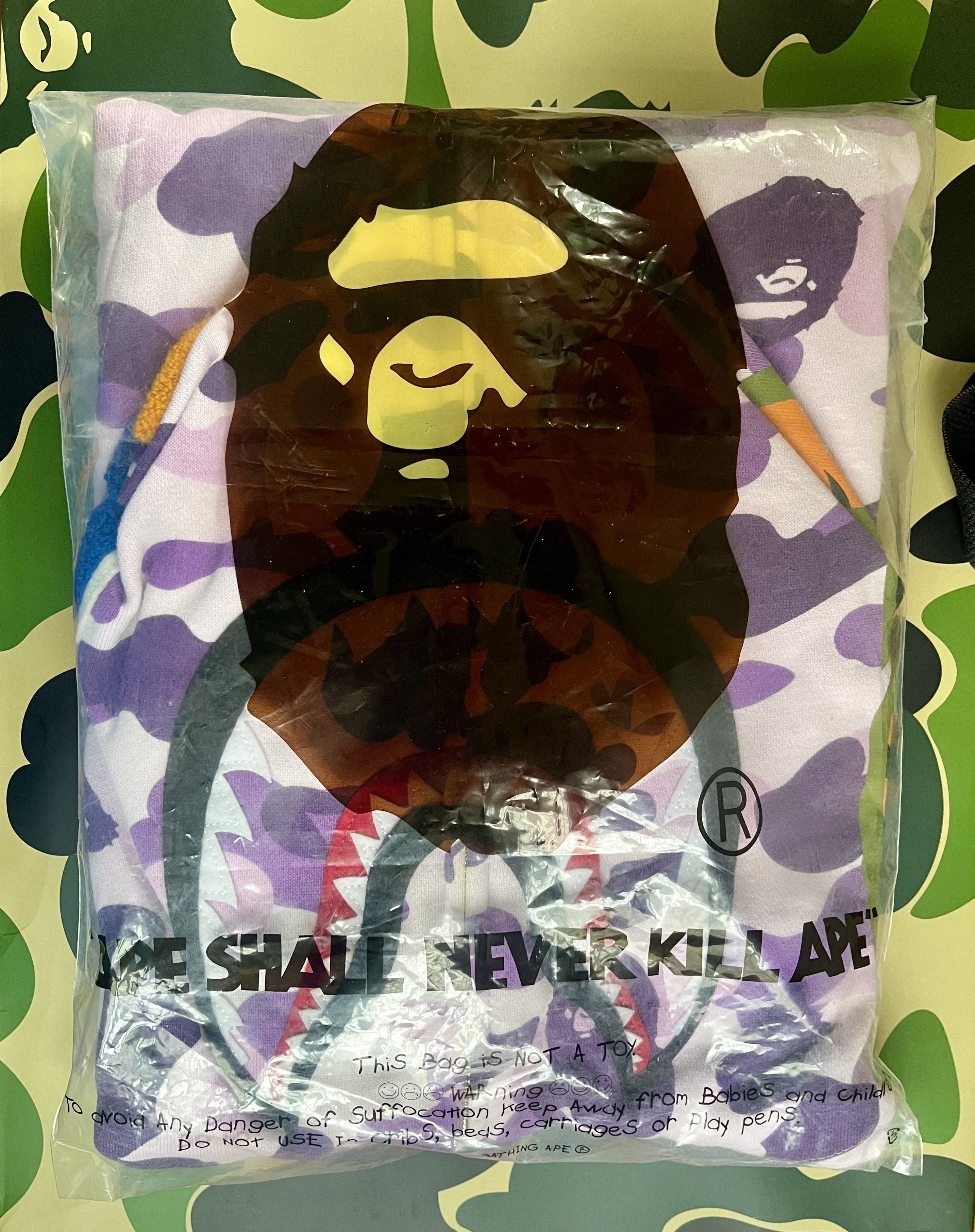 Bape BAPE TAIPEI 10TH ANNIVERSARY SHARK FULL ZIP HOODIE Size US L / EU 52-54 / 3 - 25 Thumbnail