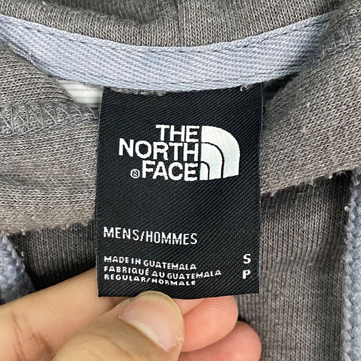 Vintage Vintage The North Face Hoodie Sweater Gray Pullover Size L Size US L / EU 52-54 / 3 - 5 Thumbnail