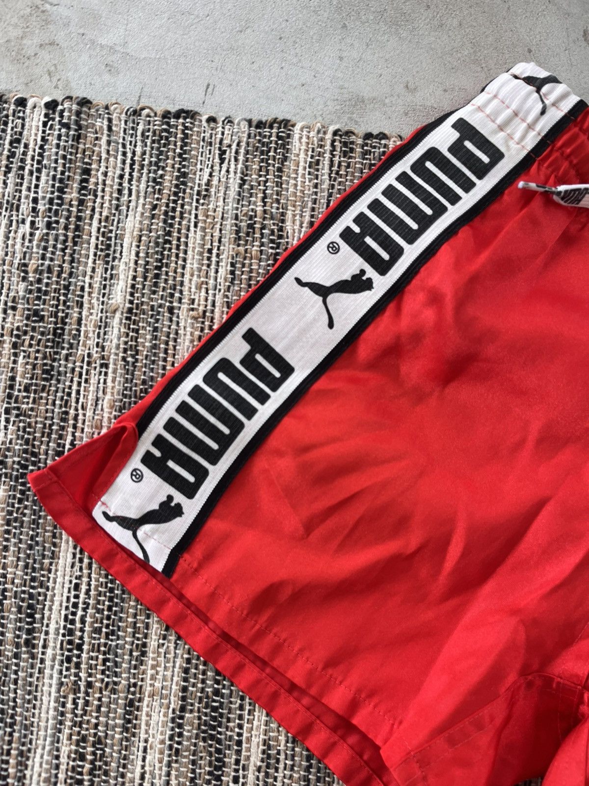 Puma × Vintage 00s Vintage Puma Nylon Short Red Boxer Y2K rare Size 24" / US 00 / IT 34 - 3 Thumbnail