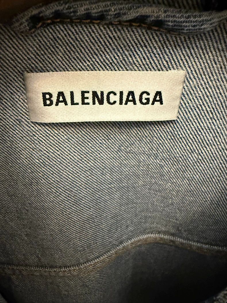 Balenciaga Balenciaga size 34 Full print denim jacket Size US S / EU 44-46 / 1 - 6 Thumbnail