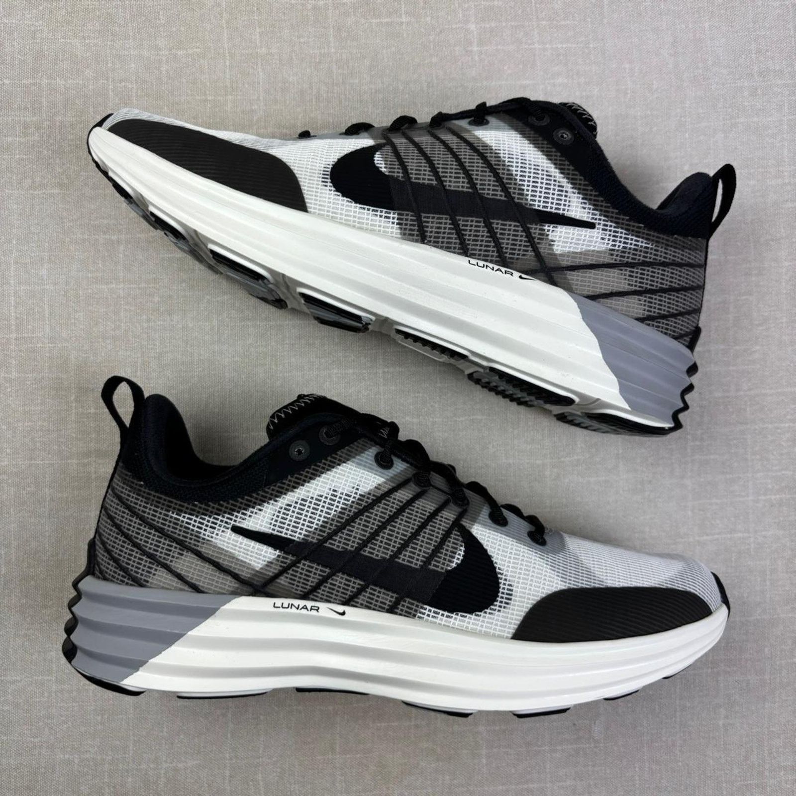 Nike 🌘 2024 Nike Lunar Roam “Summit White Black” 7.5W Size US 7.5 / IT 37.5 - 2 Thumbnail