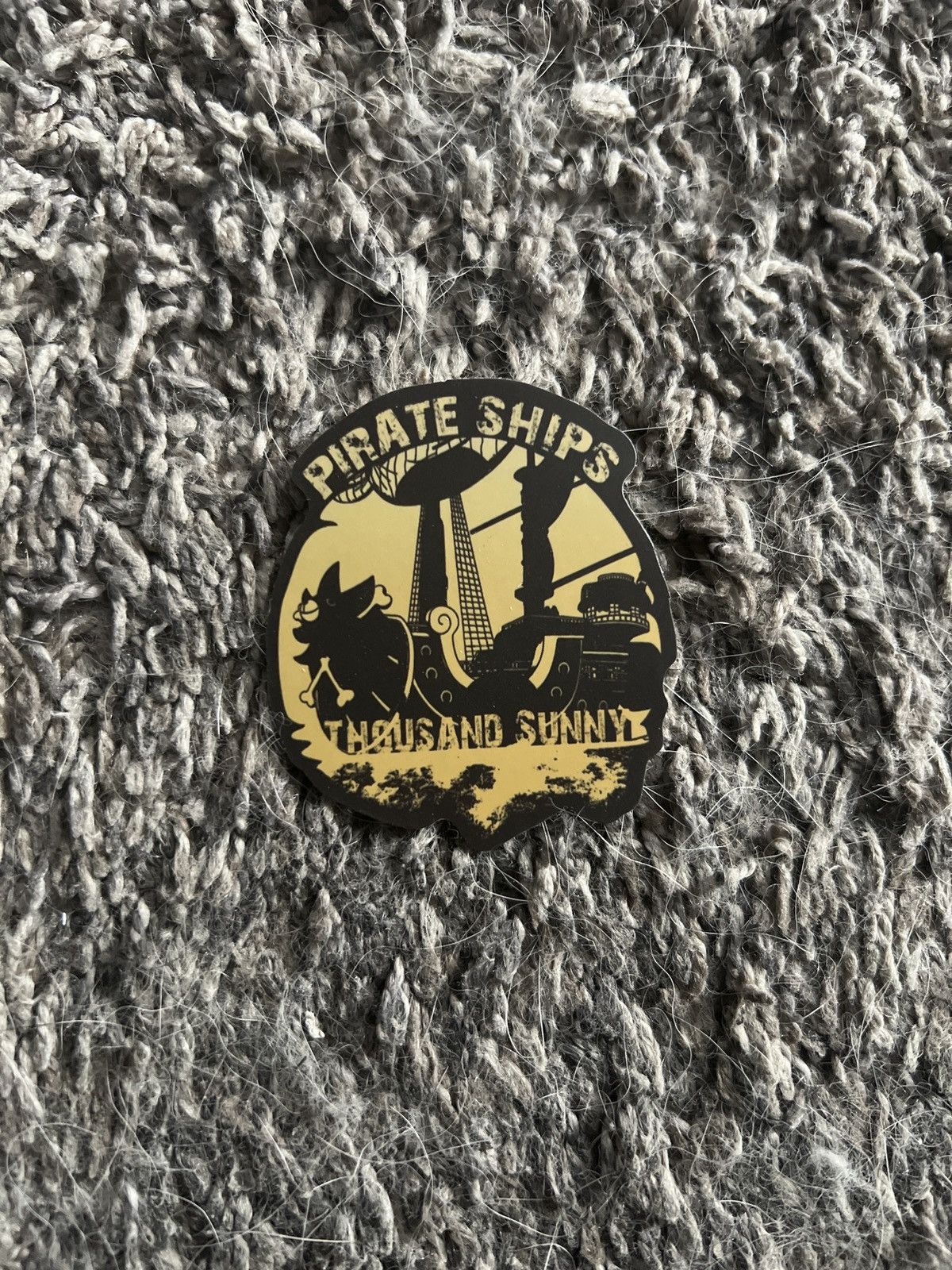 One Piece One Piece Thousand Sunny Pirate Ship Sticker Size ONE SIZE - 1 Thumbnail