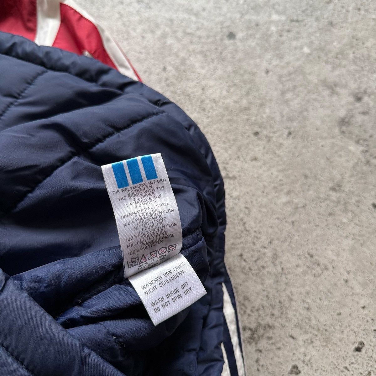 Adidas Adidas Vintage Jacket Navy Blue Zip Up Track Top 90s Retro Size US M / EU 48-50 / 2 - 11 Thumbnail