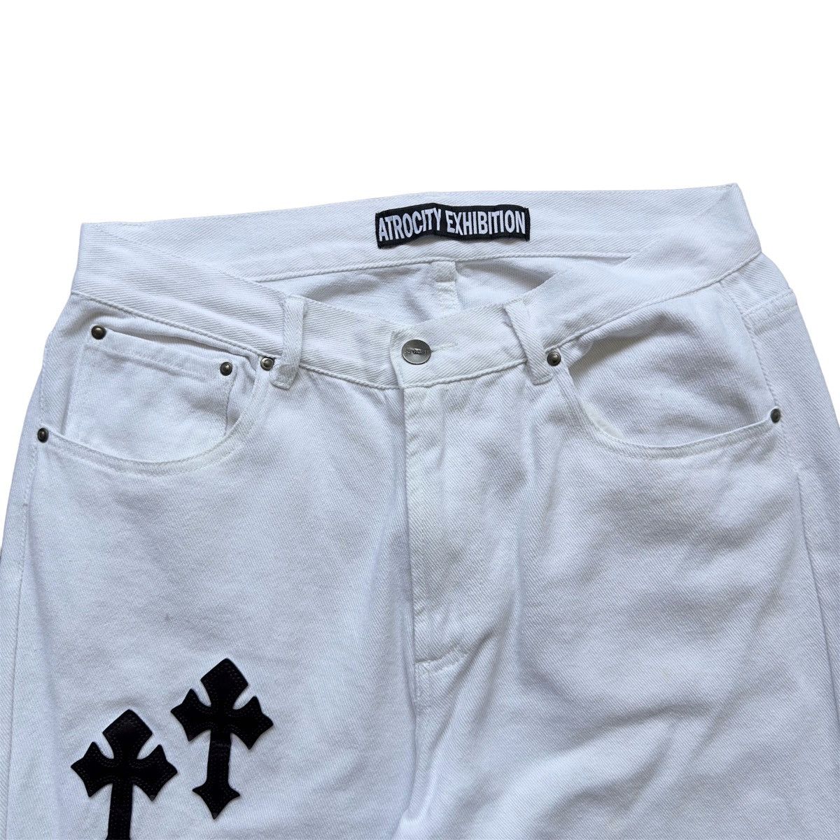 Japanese Brand Atrocity Exhibition Cross Patch Flared Denim Jeans Size US 31 - 2 Thumbnail