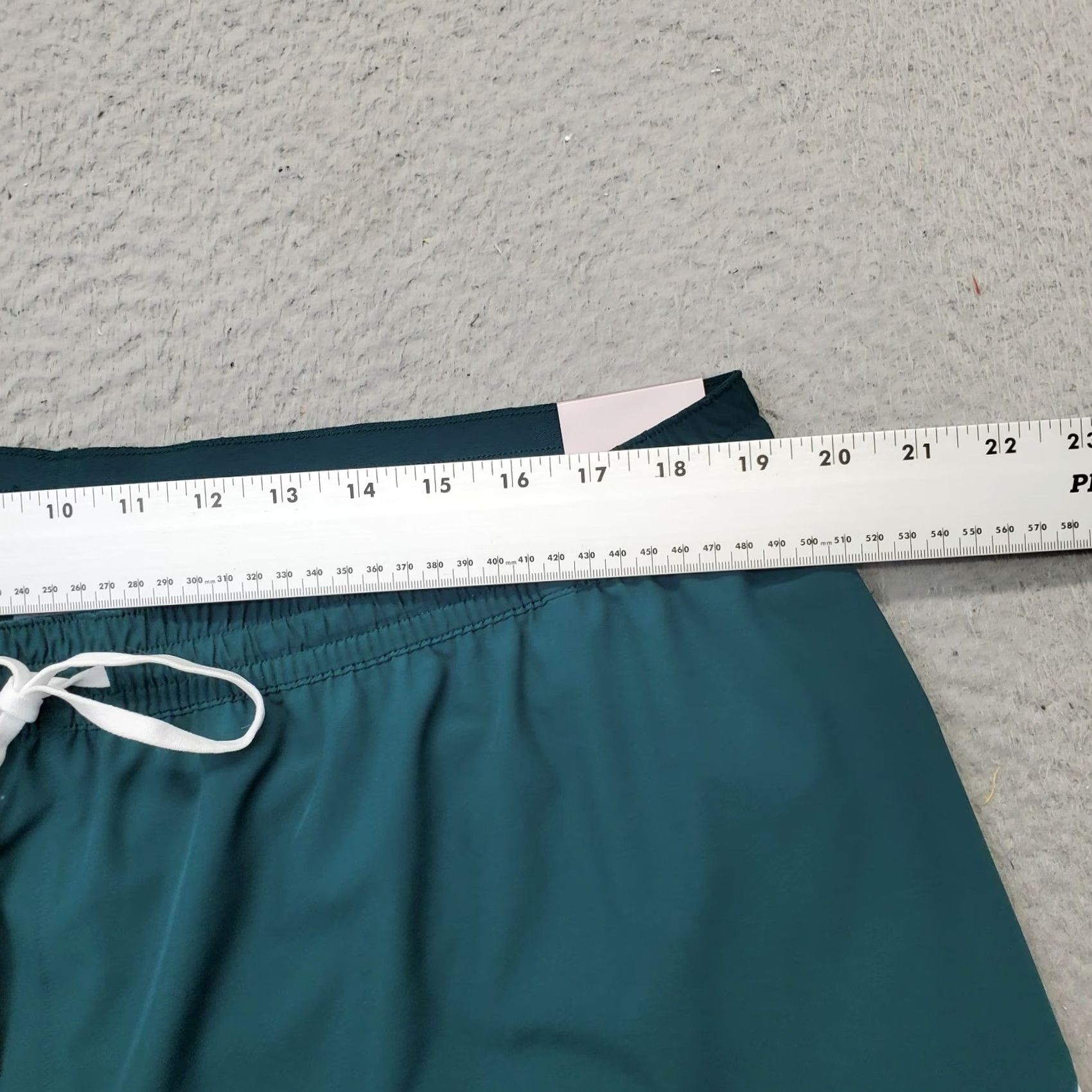 Vintage CALIA Running Shorts Womens XXL Green Athletic Relaxed Fit 3" Inseam Drawstring Womens XXL Green Athletic Relaxed Full Set Size 40" / US 18 - 5 Thumbnail