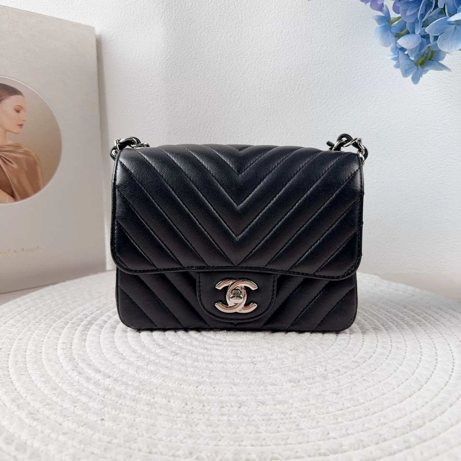 Chanel Pre-loved Bag Very good condition Size ONE SIZE - 1 Thumbnail