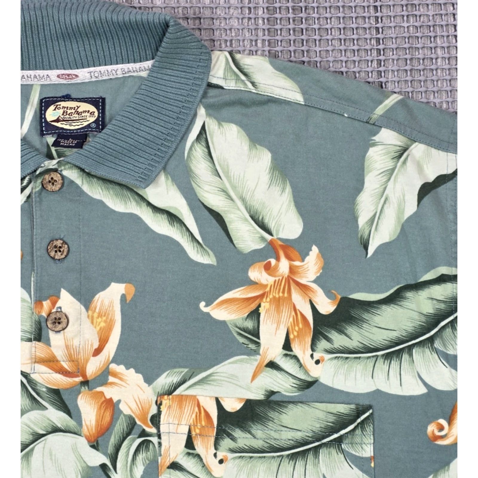 Tommy Bahama VINTAGE Tommy Bahama Polo Shirt Mens L Floral Hawaiian Ribbed Collar Aloha Shirt Size US L / EU 52-54 / 3 - 3 Thumbnail