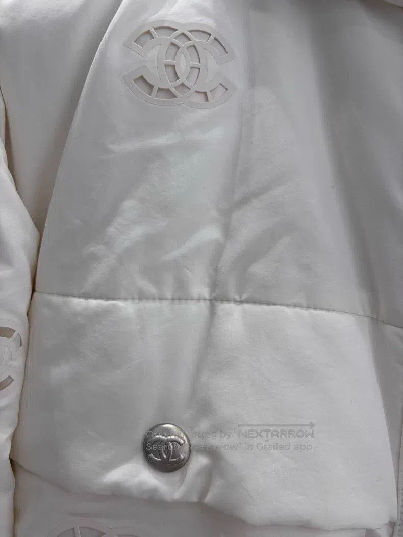 Chanel Chanel Ski white double c logo down jacket Size XXS / US 00 / IT 34 - 3 Thumbnail