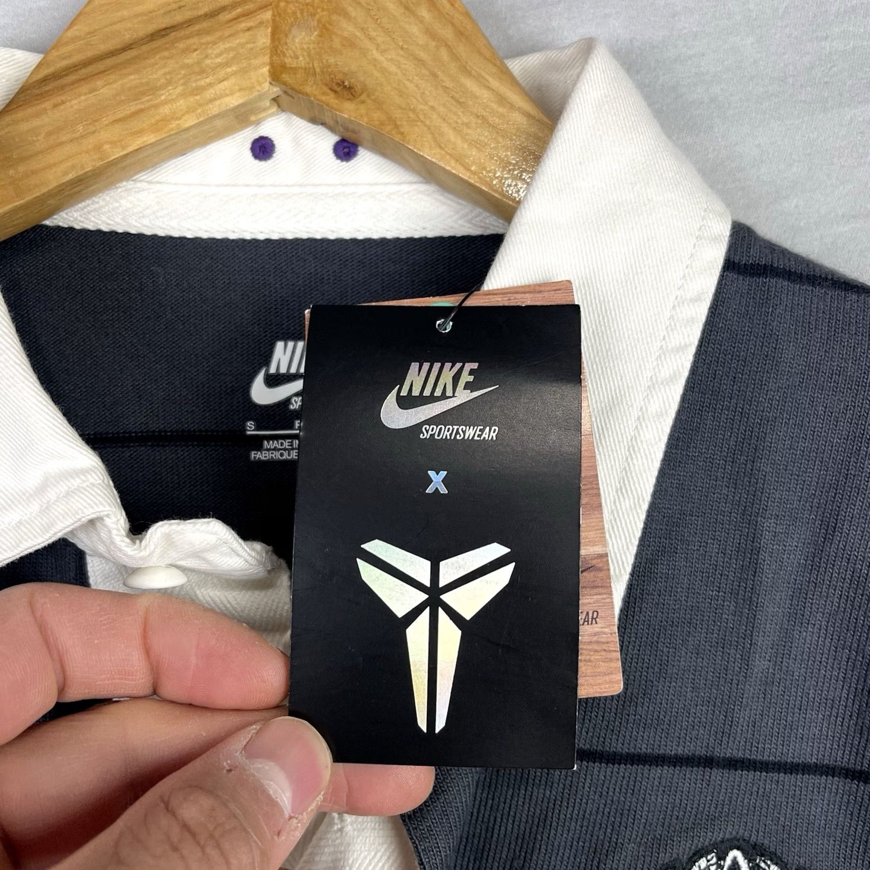 Nike Nike Kobe Shirt Men Small Rugby Polo Sportswear Long Sleeve Battle Elevate Mamba) Size US S / EU 44-46 / 1 - 5 Thumbnail