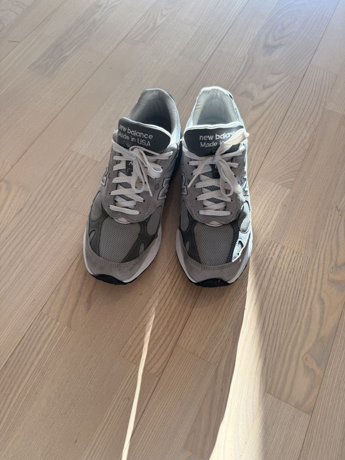 New Balance New Balance 993 Size US 10 / EU 43 - 2 Thumbnail