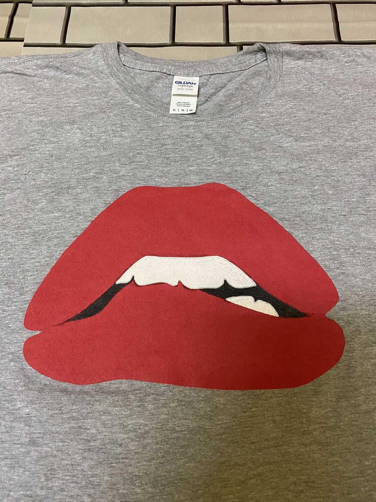 Designer × Other Lips kisses mouth Size US XL / EU 56 / 4 - 4 Thumbnail