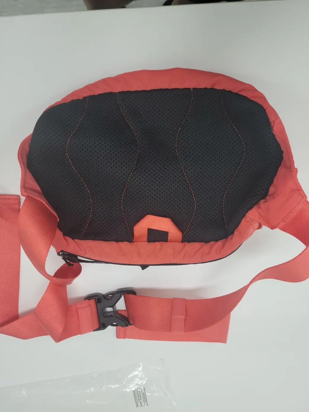 C.P. Company CP COMPANY Nylon cros bag 18CMAC112A 005269G 547 pink orange Size ONE SIZE - 4 Thumbnail