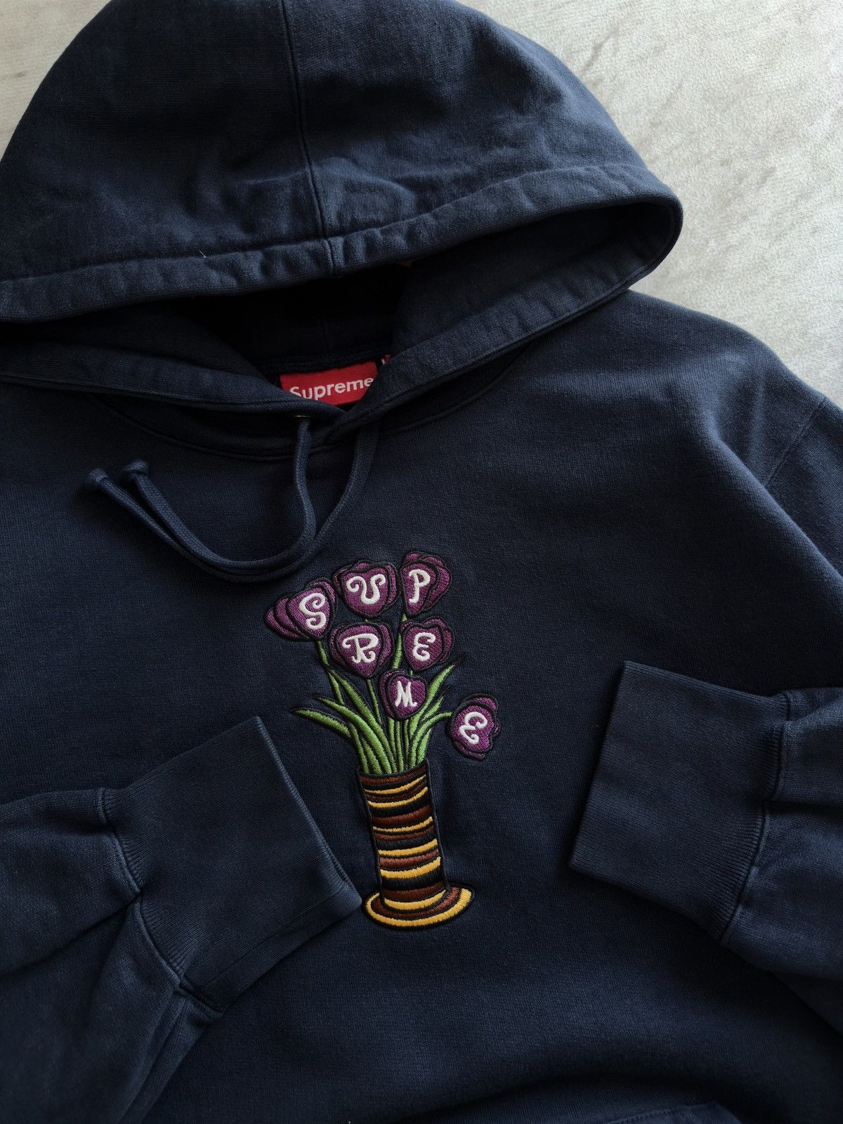 Supreme FW18 Supreme Pot Flowers Hoodie Size US M / EU 48-50 / 2 - 2 Thumbnail