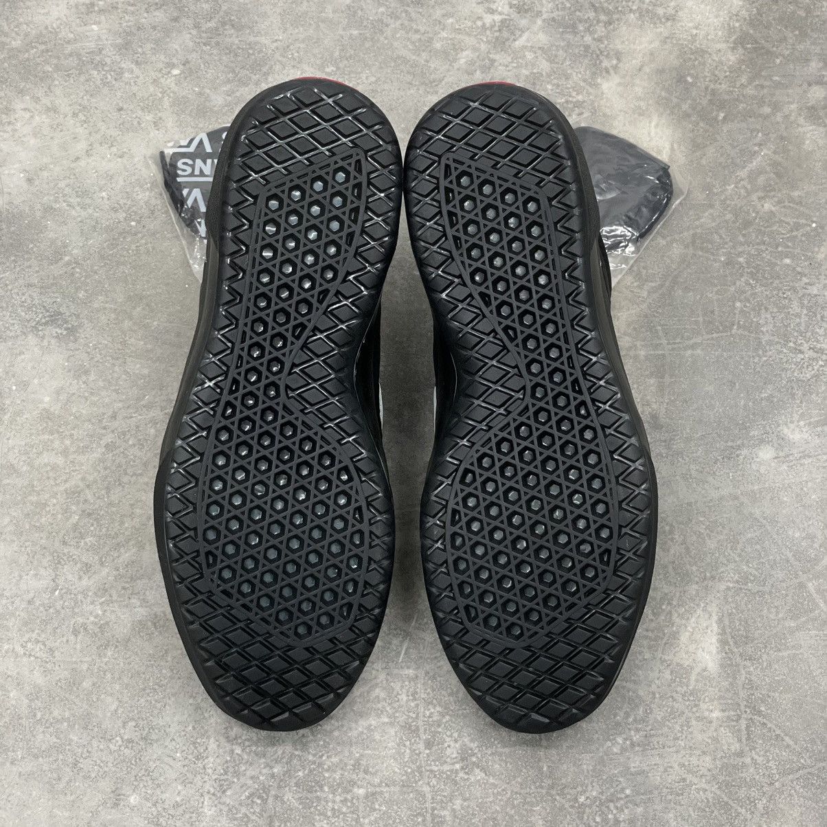 Japanese Brand × Taka Hayashi × Vans Vans X Taka Hayashi Epoch Racer LX Black Rare not Syndicate Size US 9 / EU 42 - 9 Thumbnail