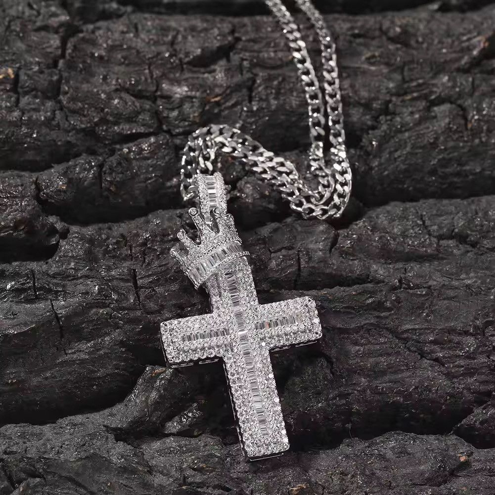 Jewelry Cross Pendant Nwcklace in Silver, Men's
