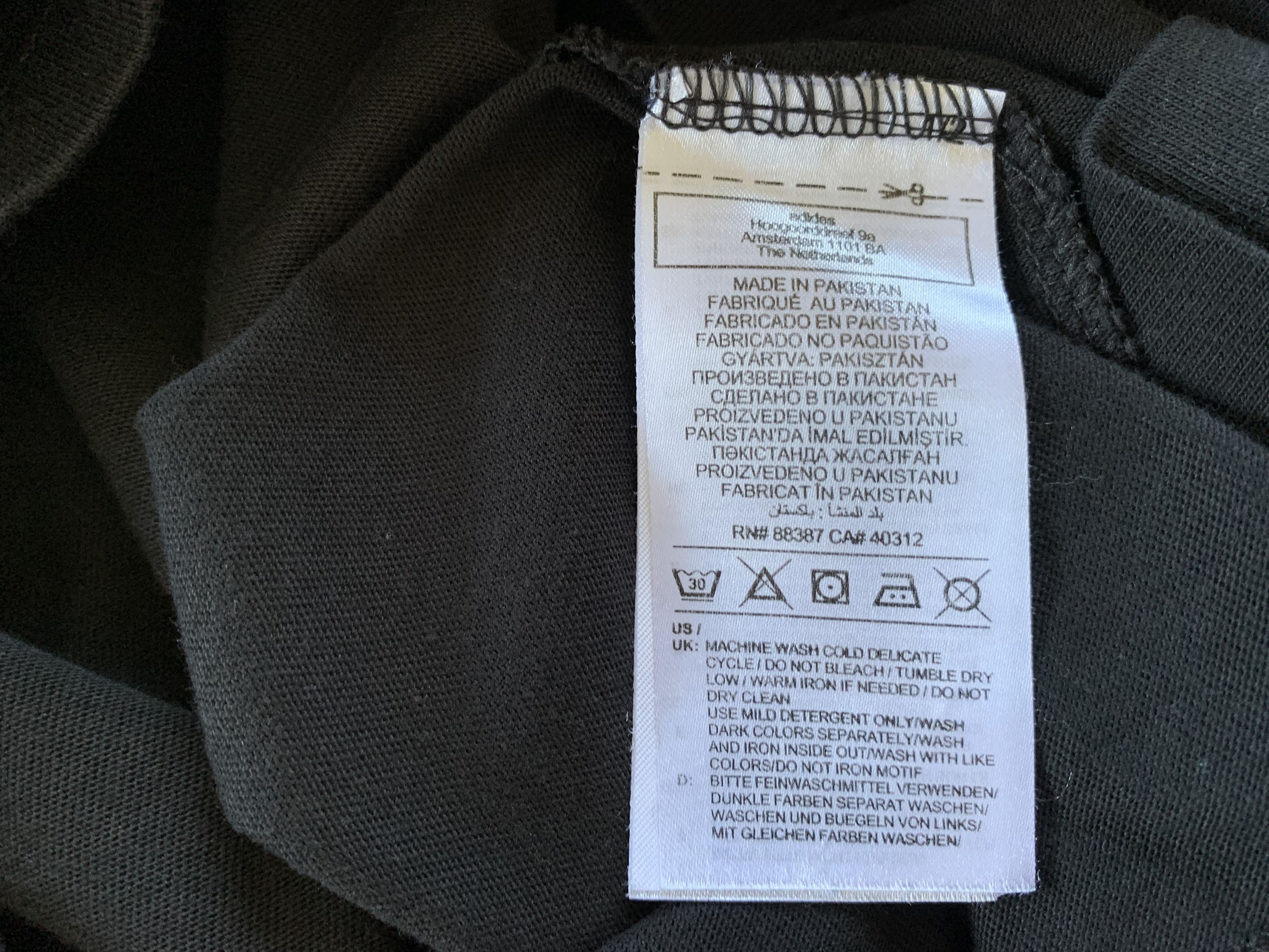 Adidas Adidas Black Cotton T Shirt Size US L / EU 52-54 / 3 - 6 Thumbnail