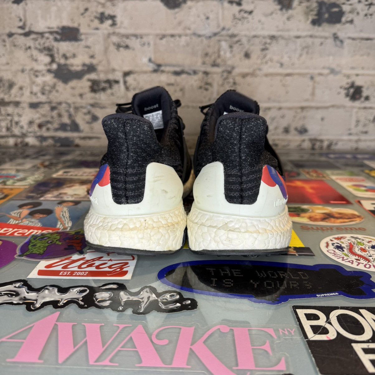 Adidas Adidas Ultra Boost 3.0 LGBT Pride Black Sz 9.5 Used Size US 9.5 / EU 42-43 - 2 Thumbnail
