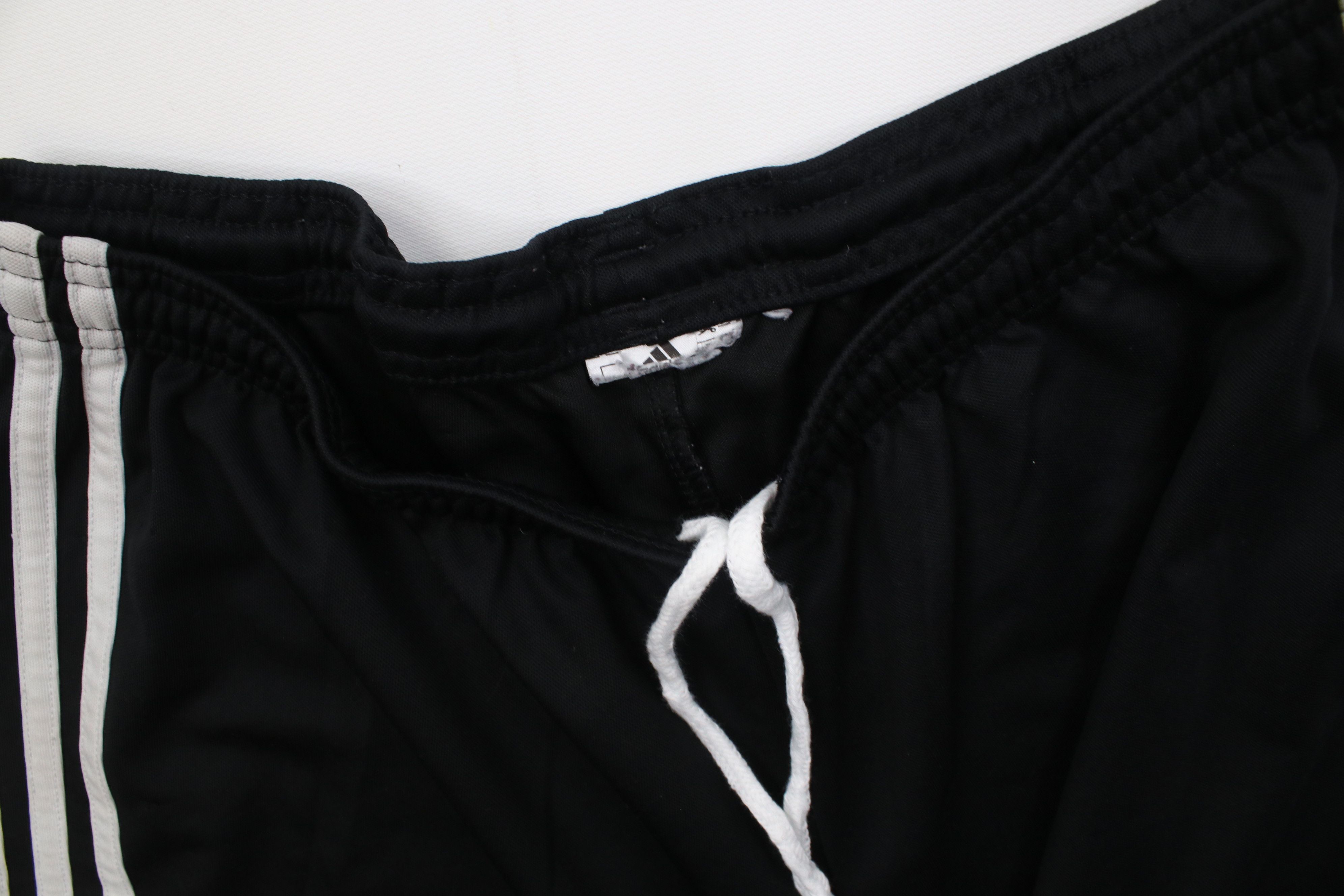 Adidas Vintage Y2K Adidas Above Knee Running Jogging Soccer Shorts Size US 32 / EU 48 - 7 Thumbnail