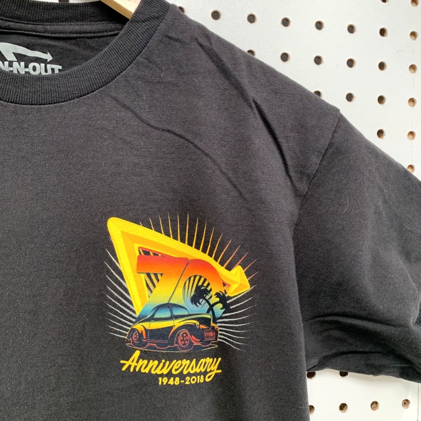 Vintage In N Out Shirt Black 70th Anniversary Burger Ferris Wheel Graphic 2013 16.5x25 Size US S / EU 44-46 / 1 - 7 Thumbnail