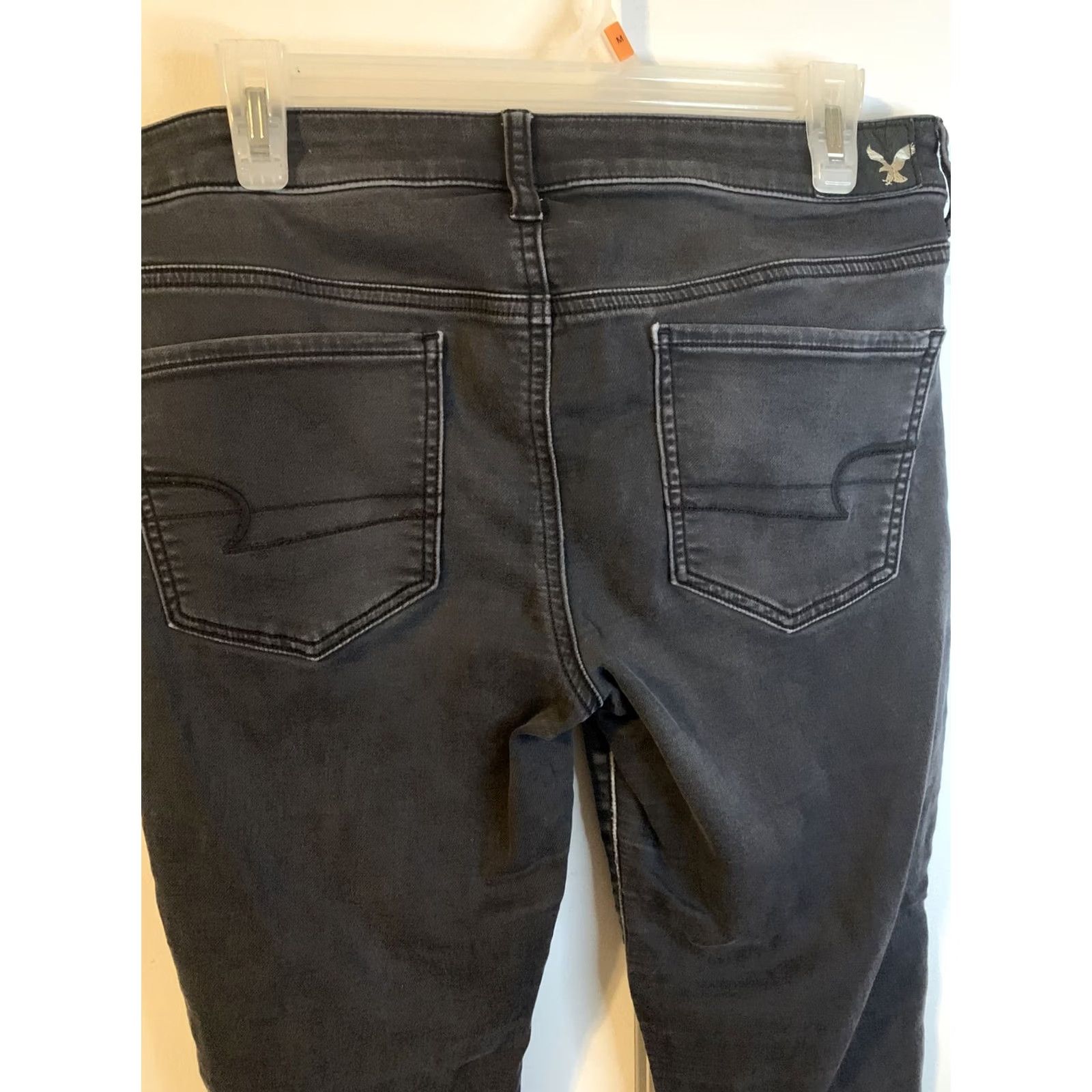 American Eagle Outfitters VINTAGE? No. American Eagle Jeghing Jeans Womens SZ 10 Faded Black Jegging #2029 - Adult Women Jeans Black Regular Solid Size 32" / US 10 / IT 46 - 7 Thumbnail