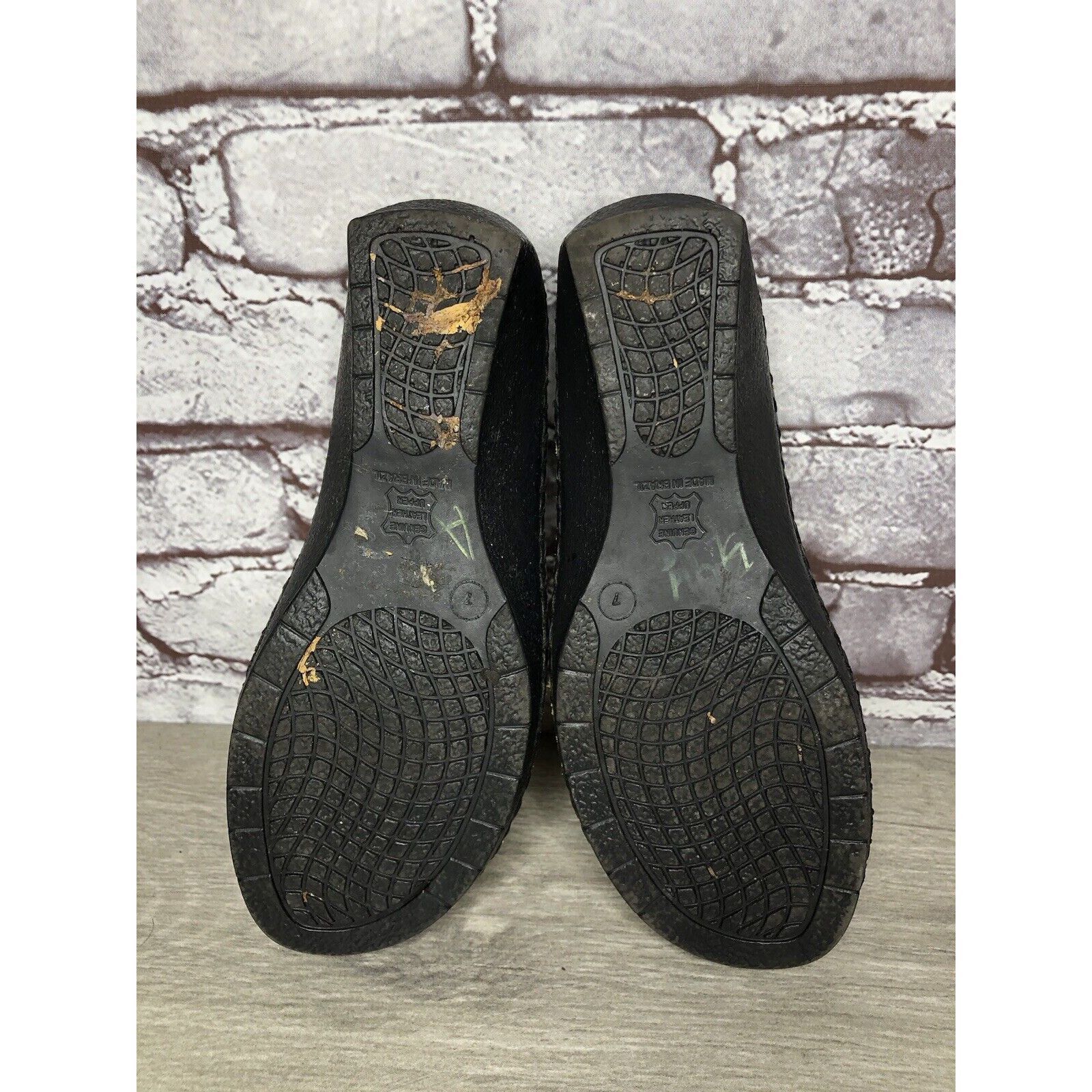 Duck Head Duckhead Yellow Leather Slip On Comfort Wedge Clogs Shoes Wo Size US 7 / IT 37 - 9 Thumbnail