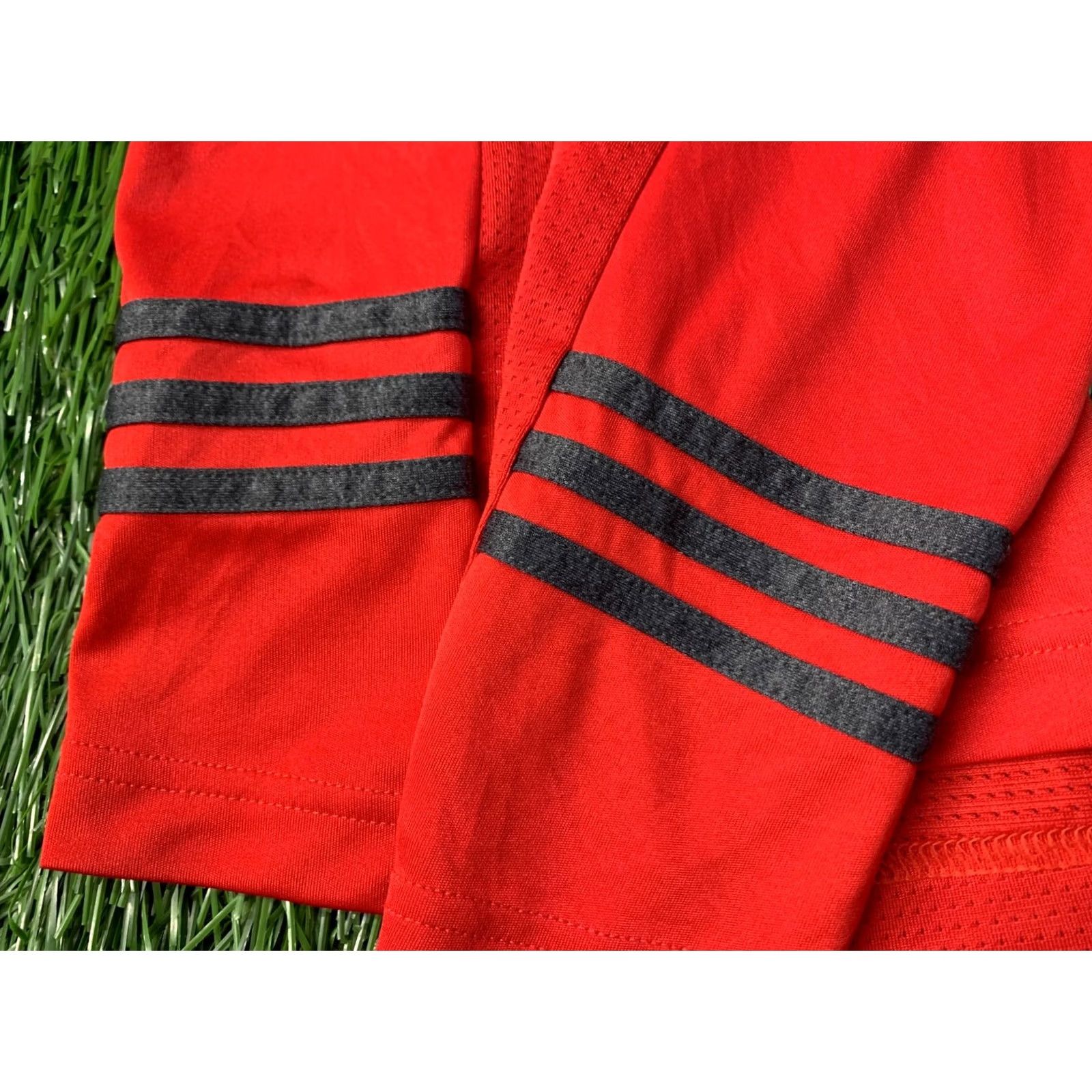 Adidas ADIDAS PERFORMANCE RUNNING 2015 ORIGINAL MEN SHIRT JERSEY SIZE S SMALL RED AND GRAY Size US S / EU 44-46 / 1 - 4 Thumbnail