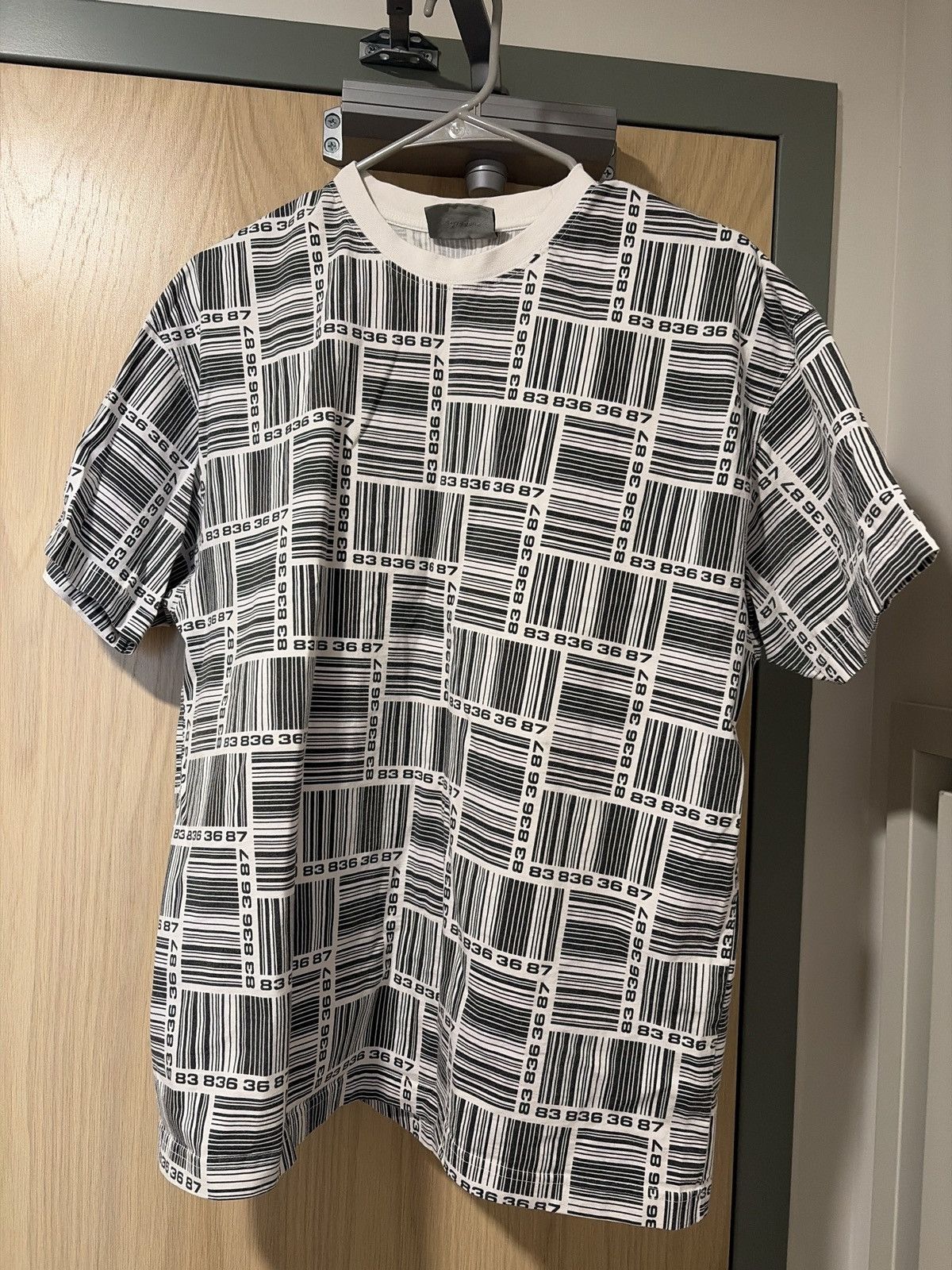 VTMNTS Vetements VTMNTS barcode collection She/her logo t shirt