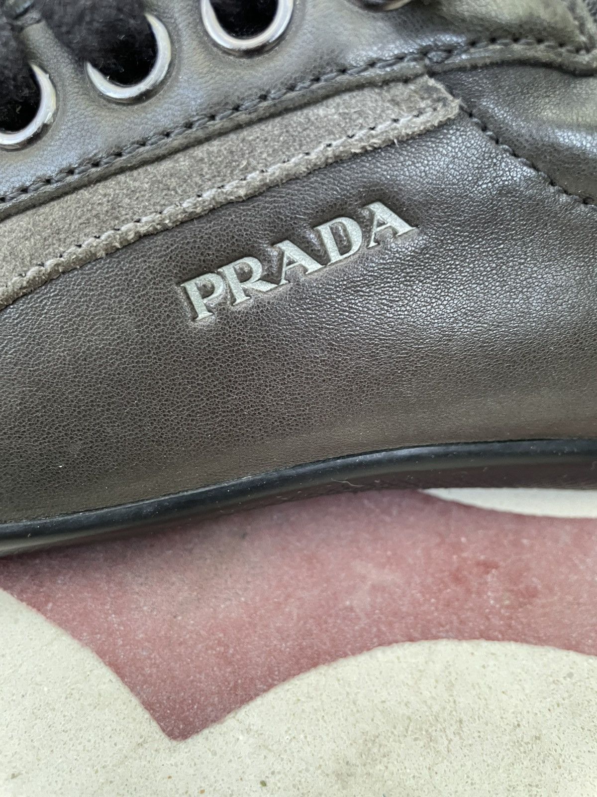 Prada Rare vintage Y2K Prada Linea Rossa khaki leather sneaker Size US 7 / EU 40 - 7 Thumbnail