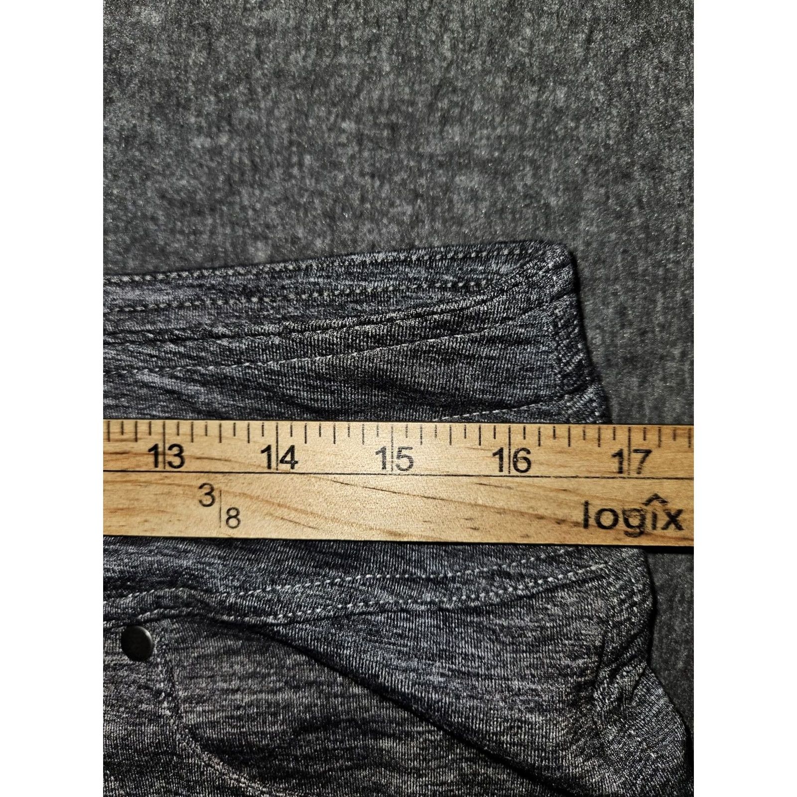 Vintage Kuhl Pants Womens 12 Gray Knit Relaxed Sweatpants Elastic Waist Cargo Pockets Knit Nylon Polyester Spandex Casual Travel Workwear Womens Size 34" / US 12 / IT 48 - 3 Thumbnail