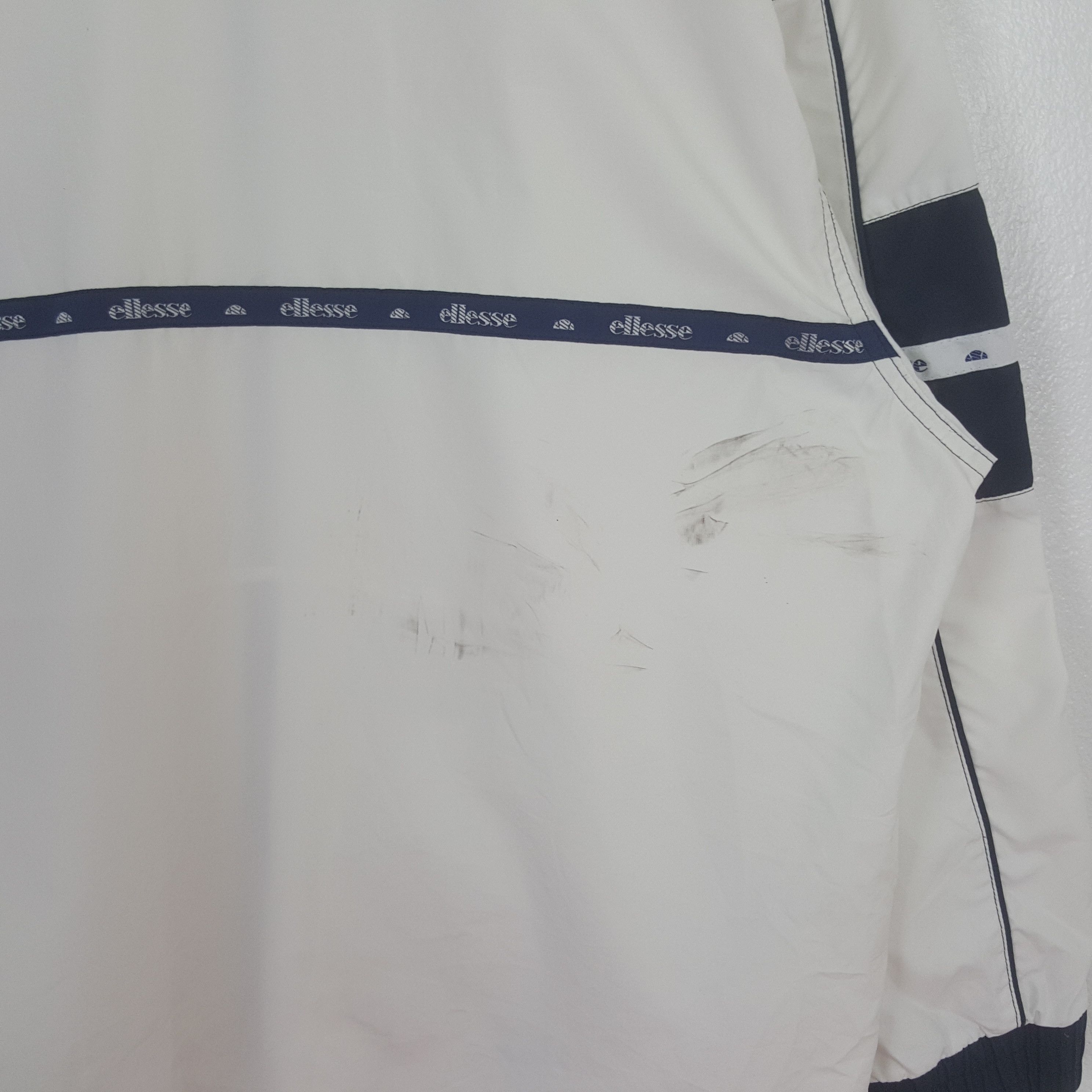 Ellesse Vintage Ellesse Windbreaker Jacket C314N9 Size US M / EU 48-50 / 2 - 4 Thumbnail