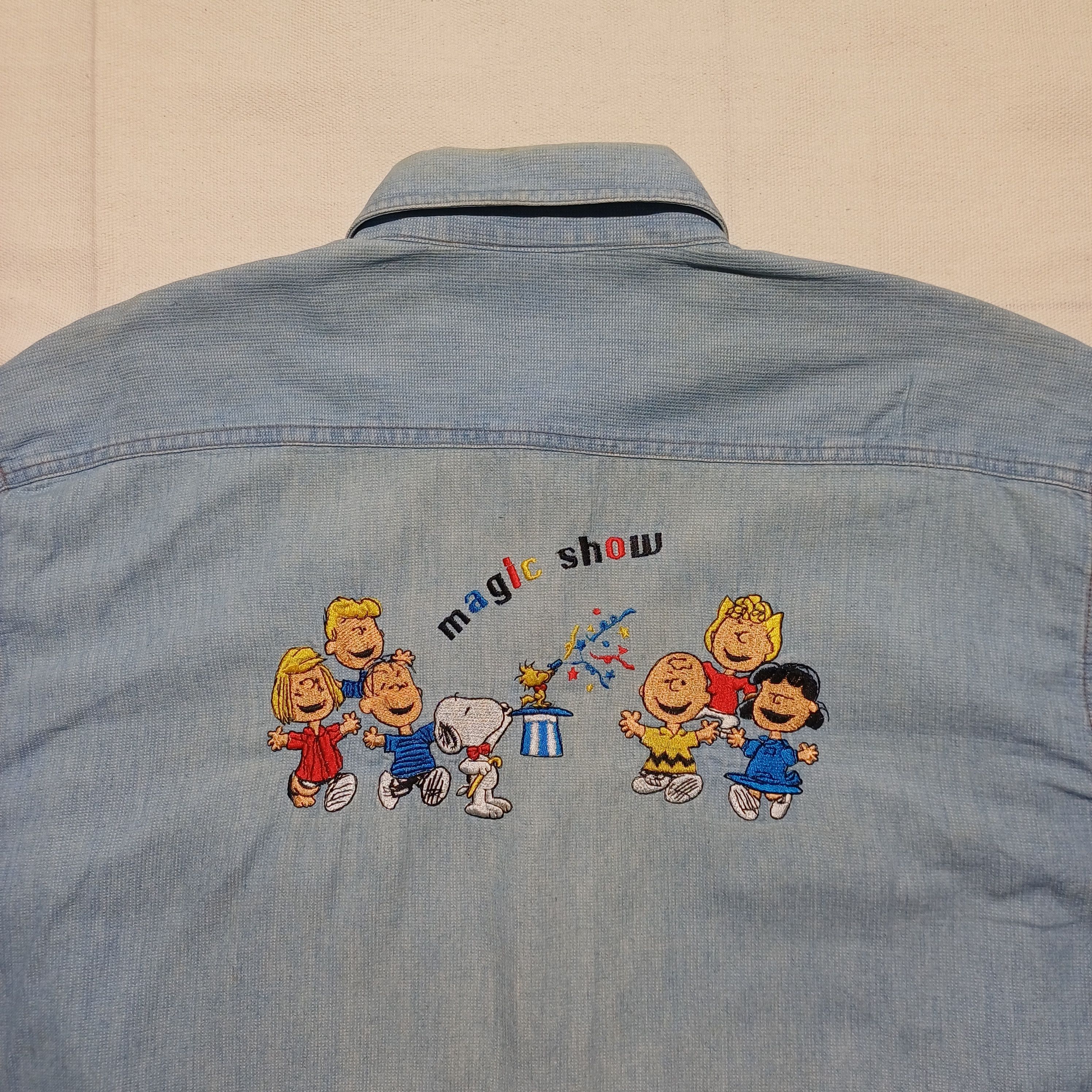 Peanuts Vintage Embroidery Magic Show Shirt Chambray by Peanuts Size US L / EU 52-54 / 3 - 4 Thumbnail