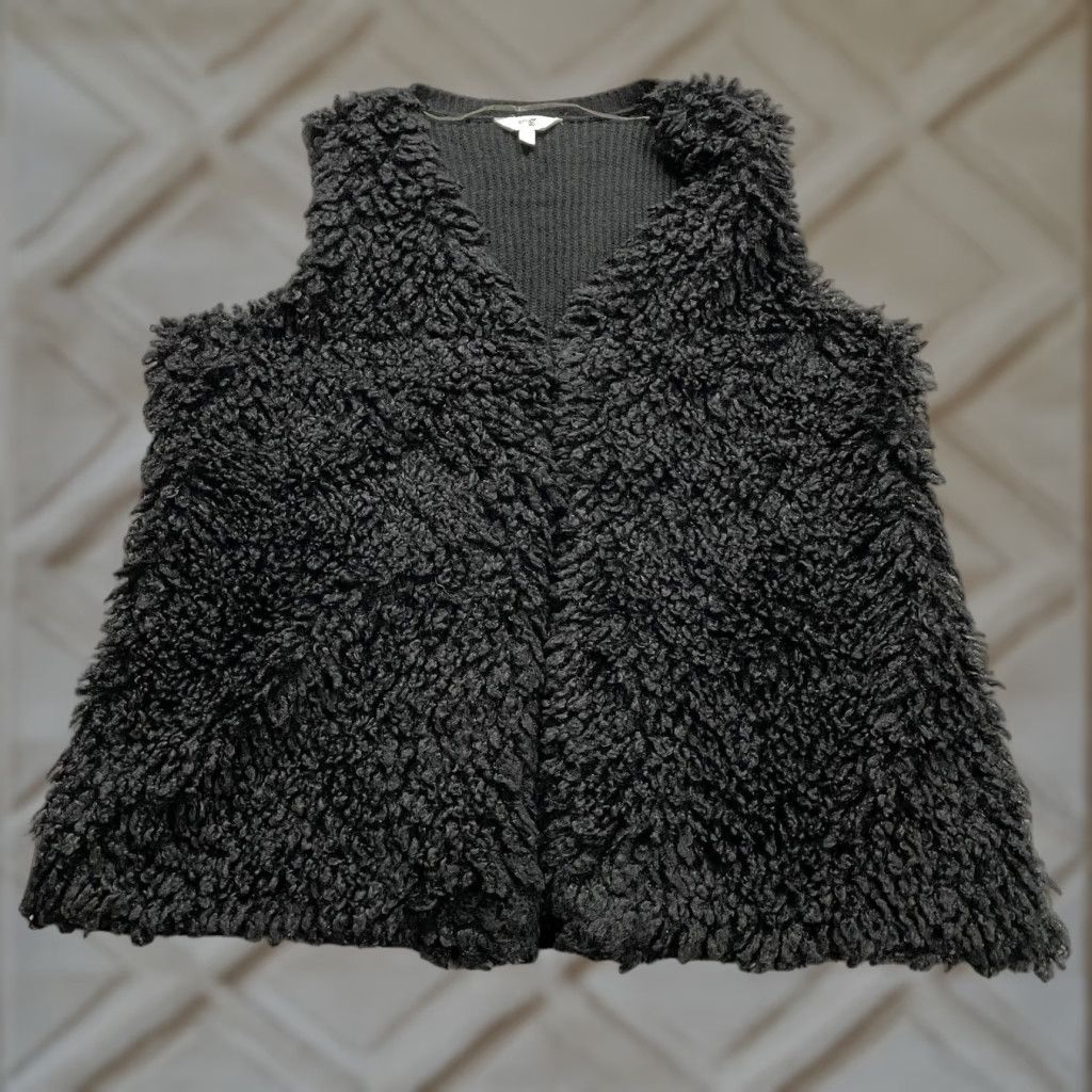 Vintage VINTAGE Terra & Sky Faux Fur Open Vest Sweater Women XL Black Knit Sleeveless Casual Size XL / US 12-14 / IT 48-50 - 1 Thumbnail
