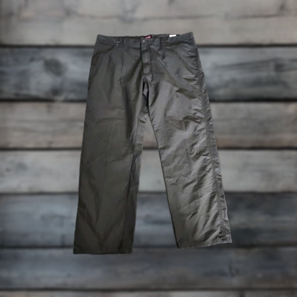 Wrangler Wrangler Technician Work Pants Mens Relaxed Fit Ripstop Olive Green 42x30 NWT Size US 42 / EU 58 - 1 Thumbnail