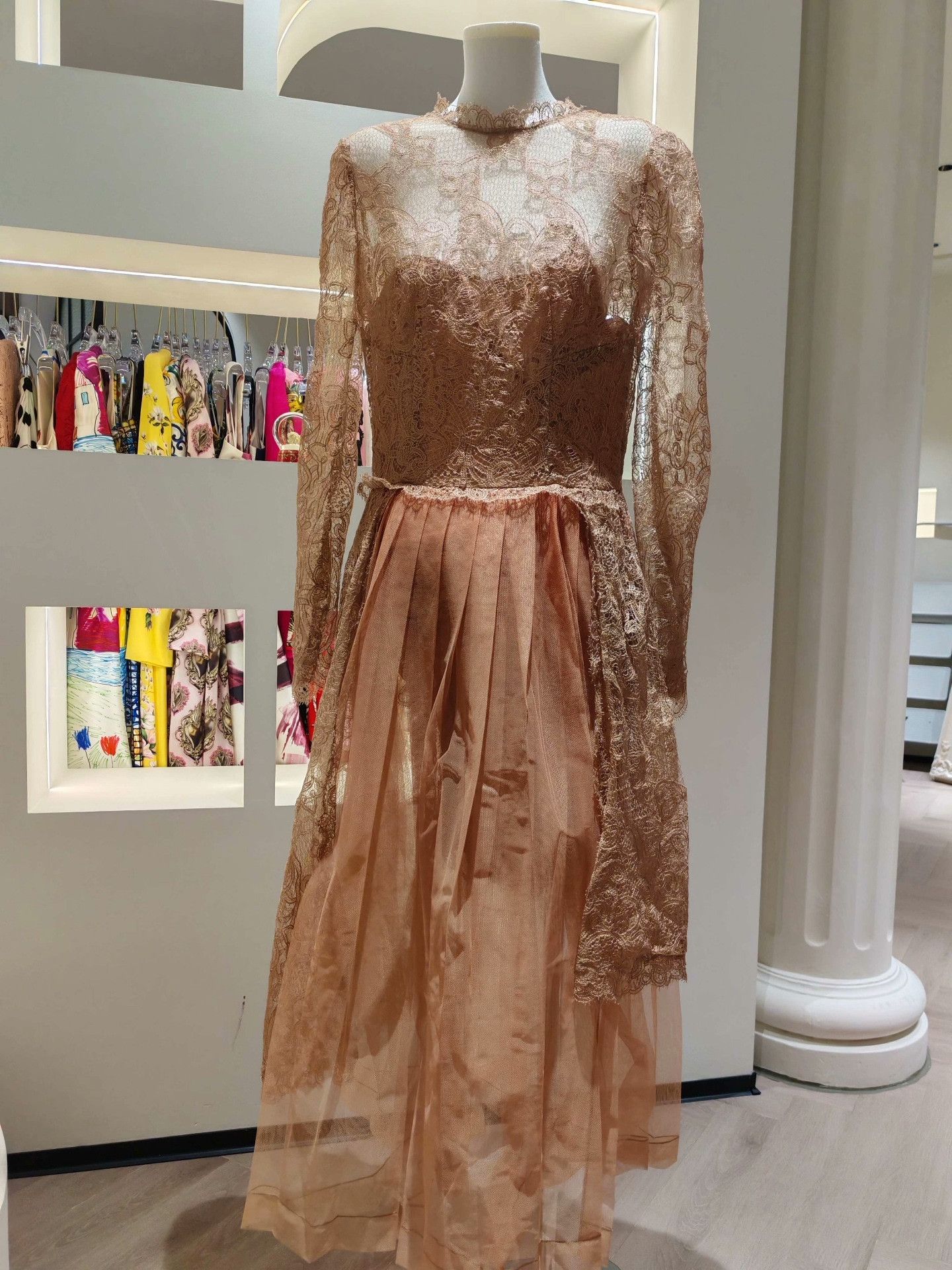 Ermanno Scervino Ermanno Scervino Italy Lace Dress Size 44 Size M / US 6-8 / IT 42-44 - 1 Thumbnail