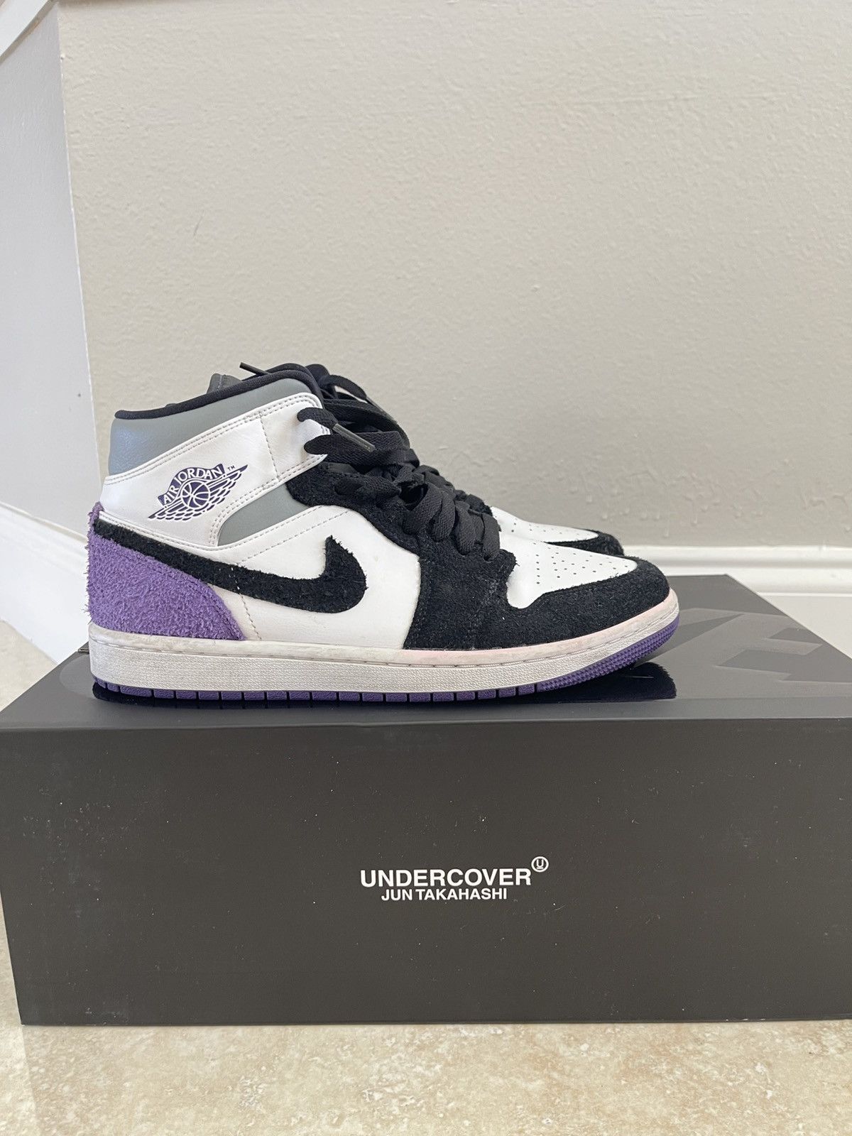 Jordan Brand Jordan 1 Purple SE Size US 8 / EU 41 - 2 Thumbnail