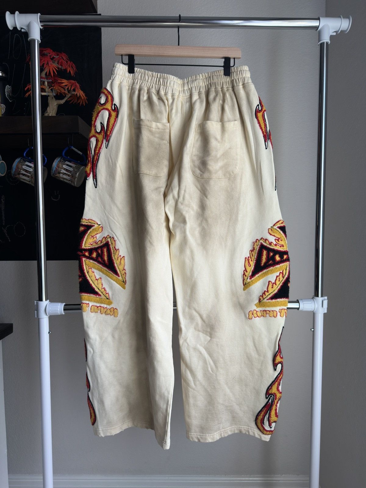 Vale La Flare Flame Sweatpants Beige Size US 32 / EU 48 - 2 Thumbnail