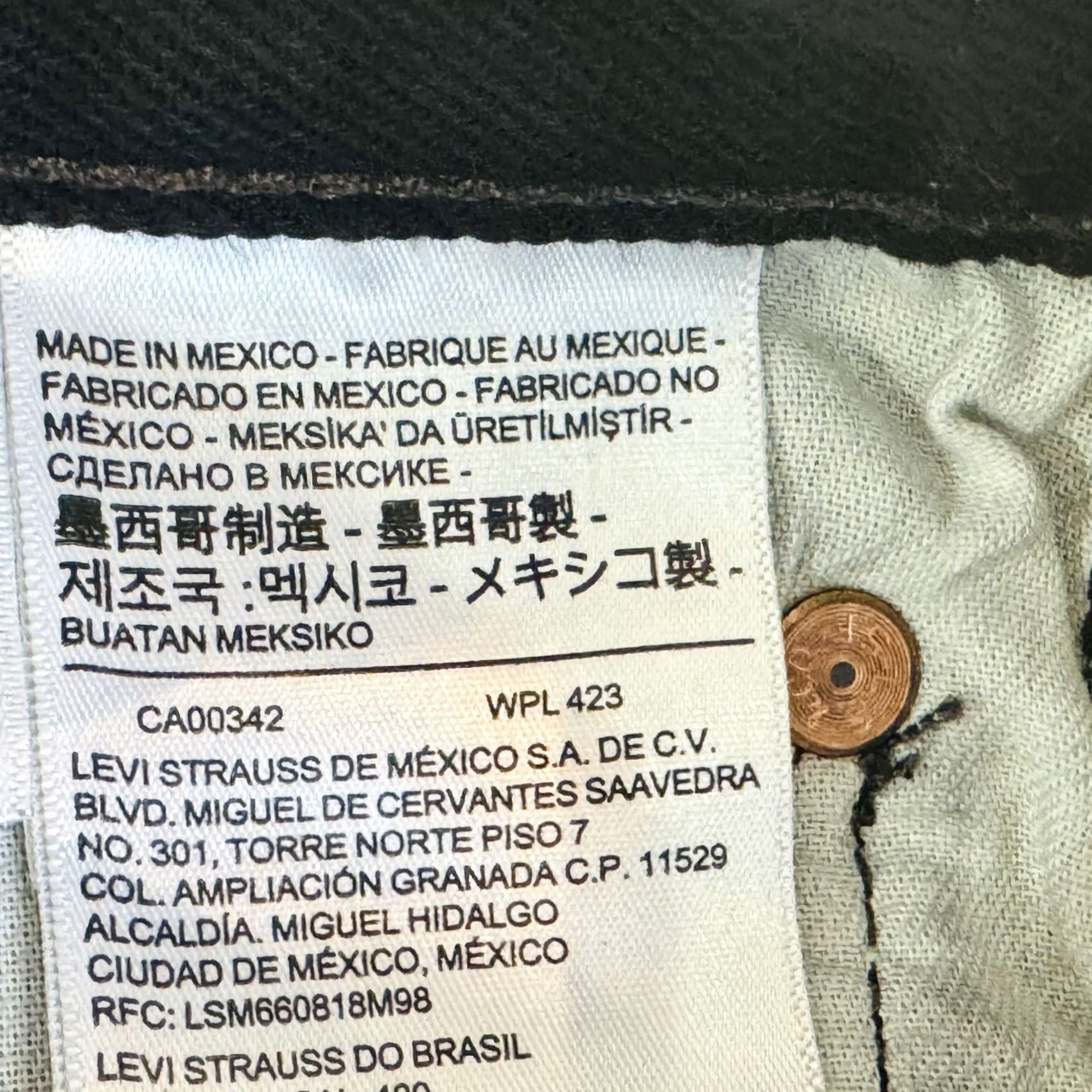 Levi's VINTAGE Levi's 501 Jeans Mens 28x32 Black Acid Wash Straight Denim Button Fly 90s Size US 28 / EU 44 - 7 Thumbnail