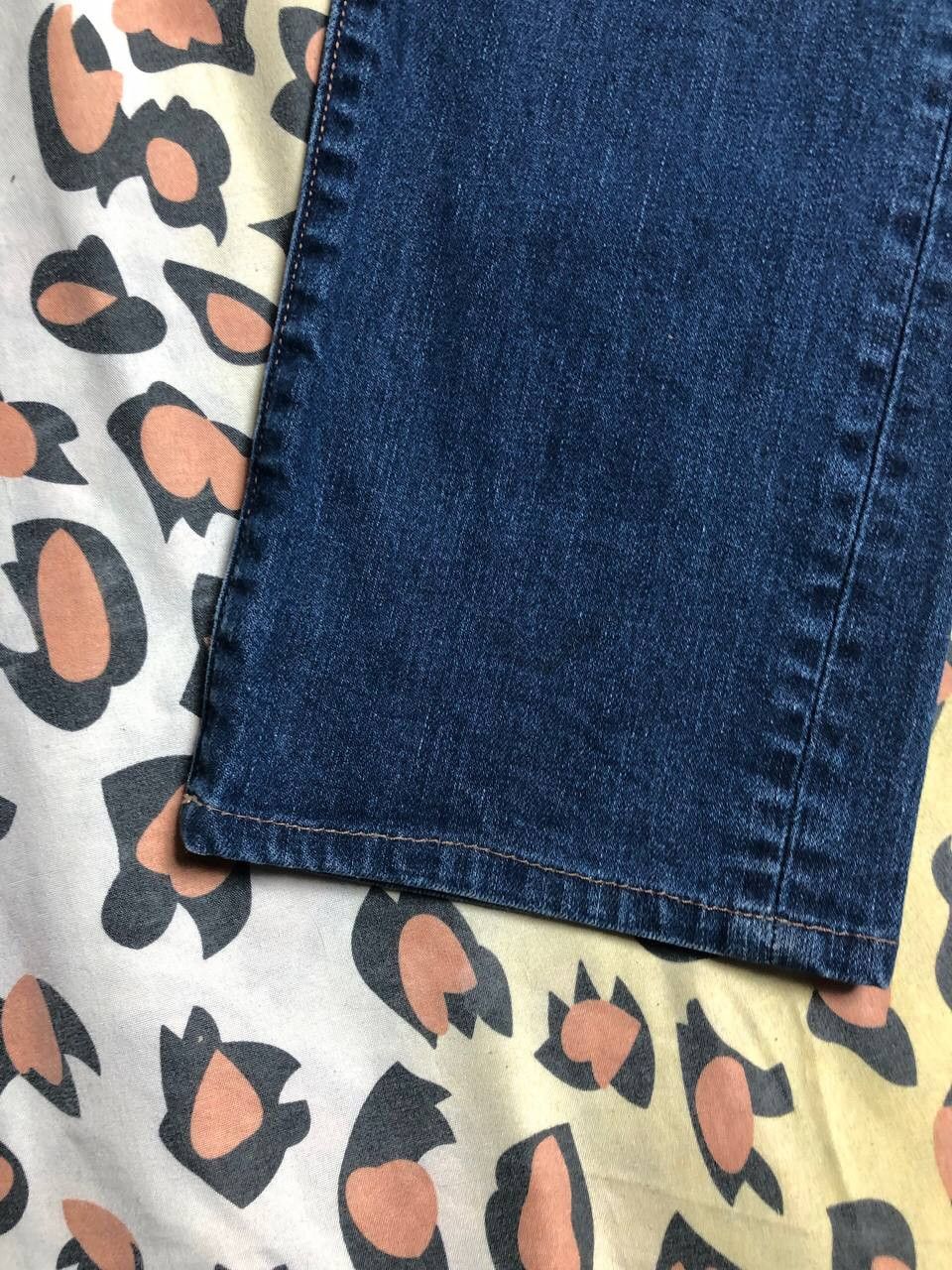 Levi's × Levi's Vintage Clothing Vintage 2000’s Levi Strauss 527 Faded Bootcut Denim Jeans Size US 33 - 12 Thumbnail