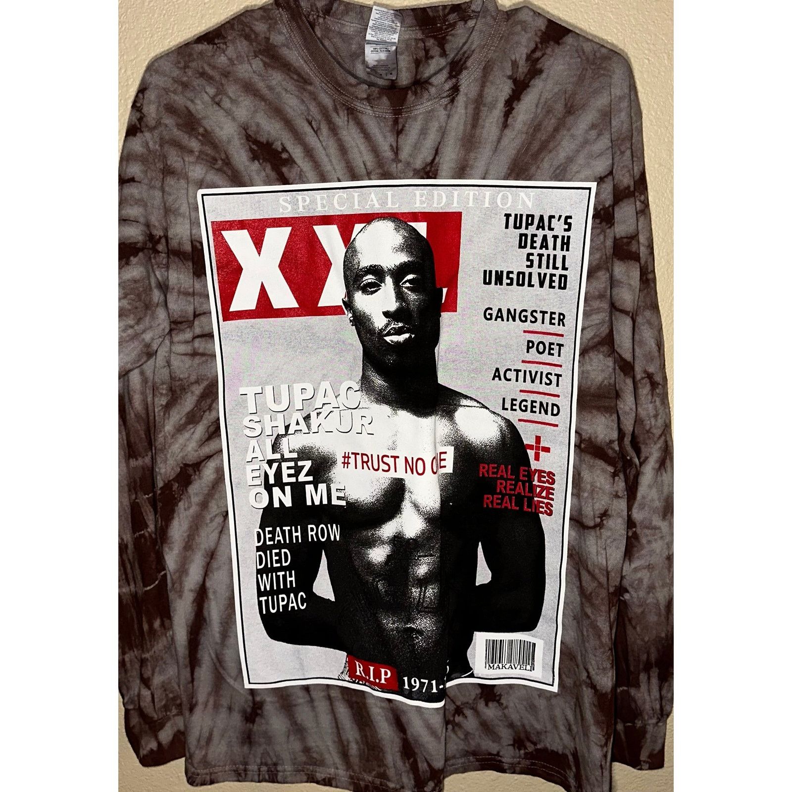 Gildan 🎤 Tupac Magazine Tribute Long Sleeve (Tie-Dye DUO) Size M Size US M / EU 48-50 / 2 - 1 Thumbnail