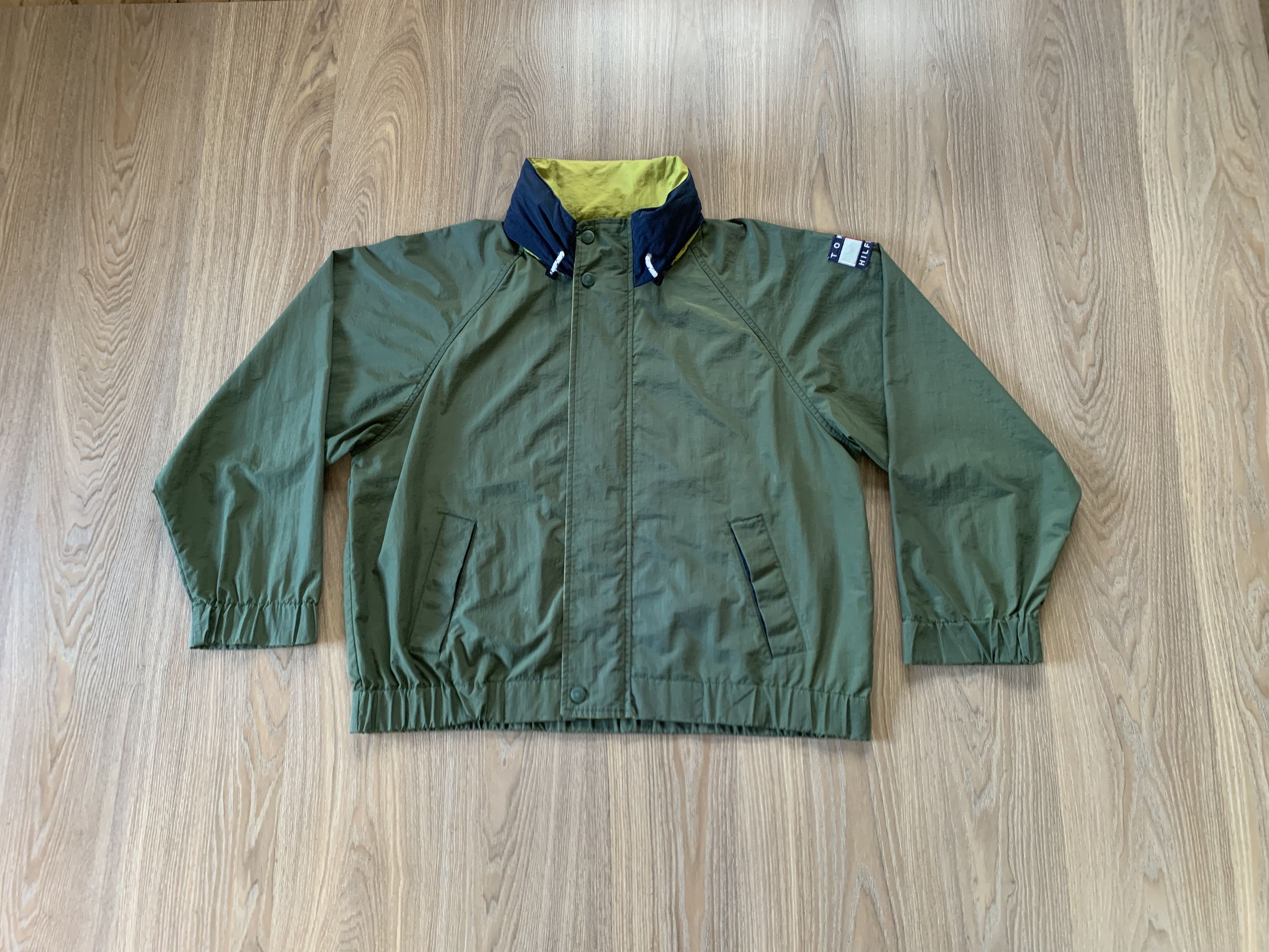 Tommy Hilfiger × Vintage Vintage Tommy Hilfiger Windbreaker Jacket 90s Size US XL / EU 56 / 4 - 14 Thumbnail