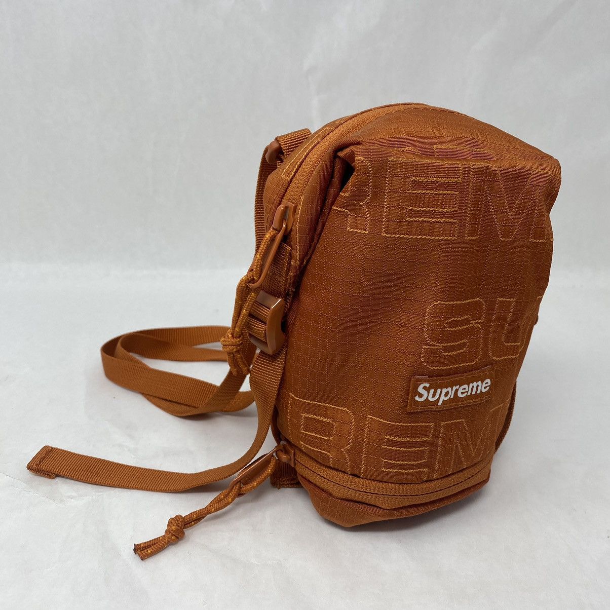 Supreme Neck Orange Pouch (FW21)